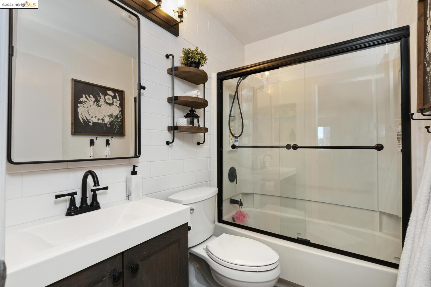 342 Chaucer Dr