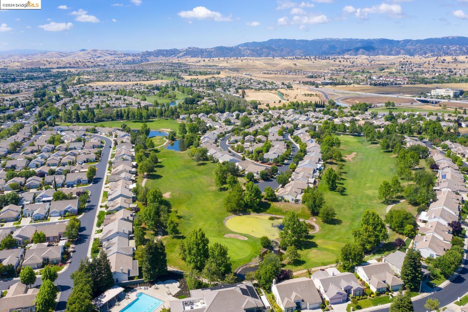 342 Chaucer Dr
