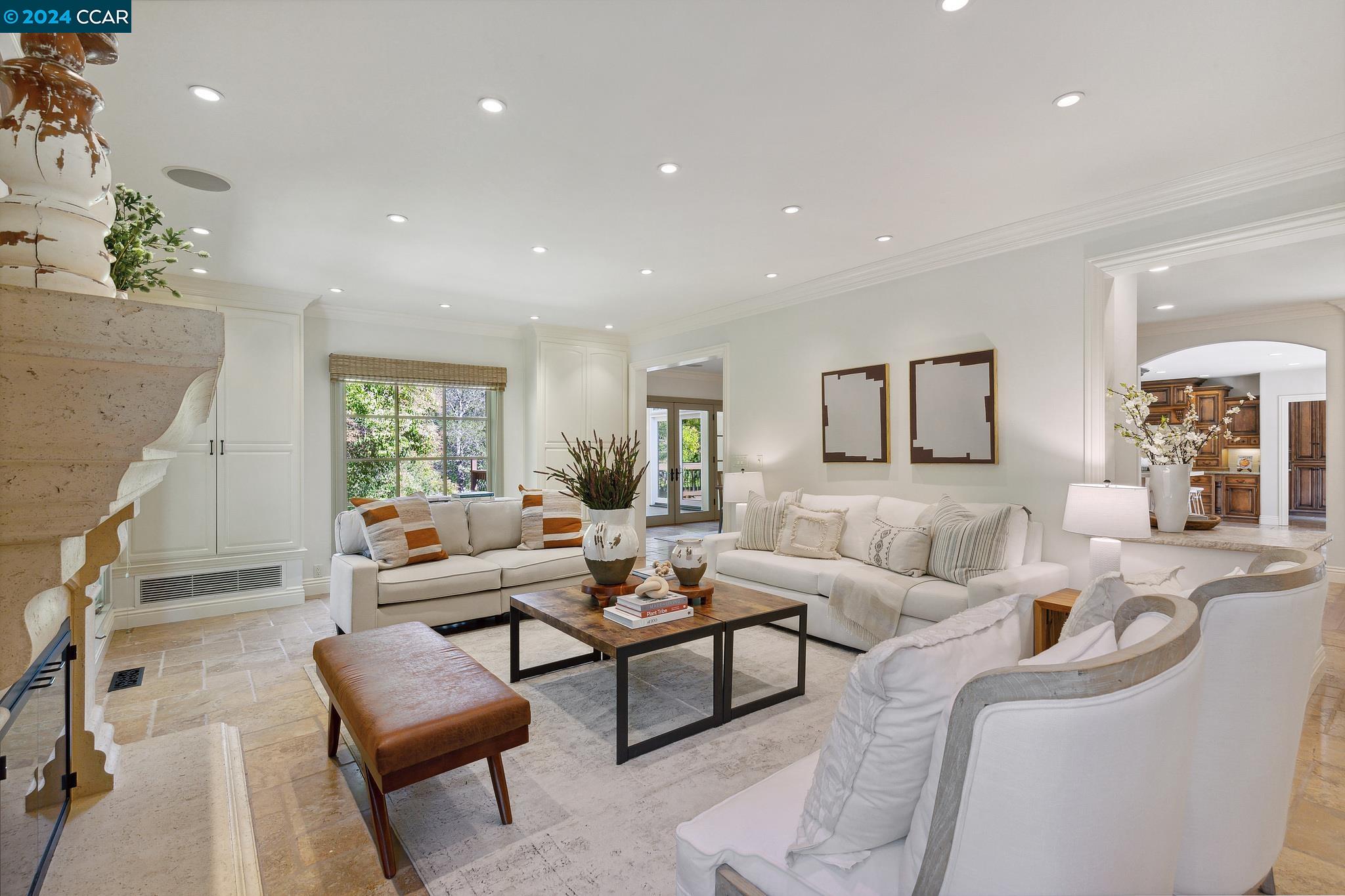 32 Crest Rd