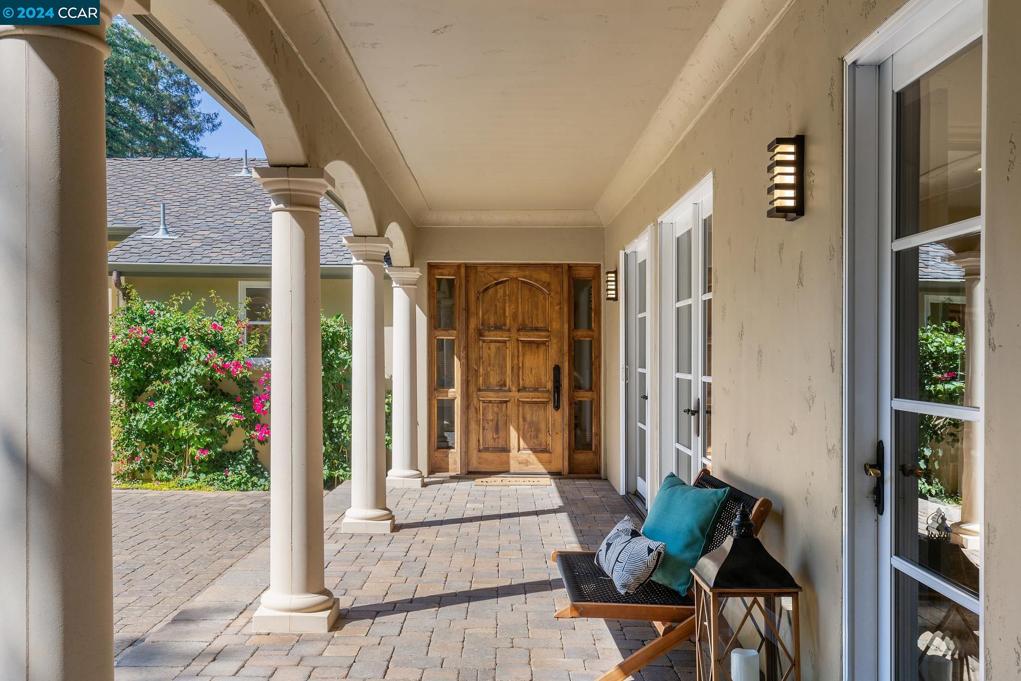 32 Crest Rd