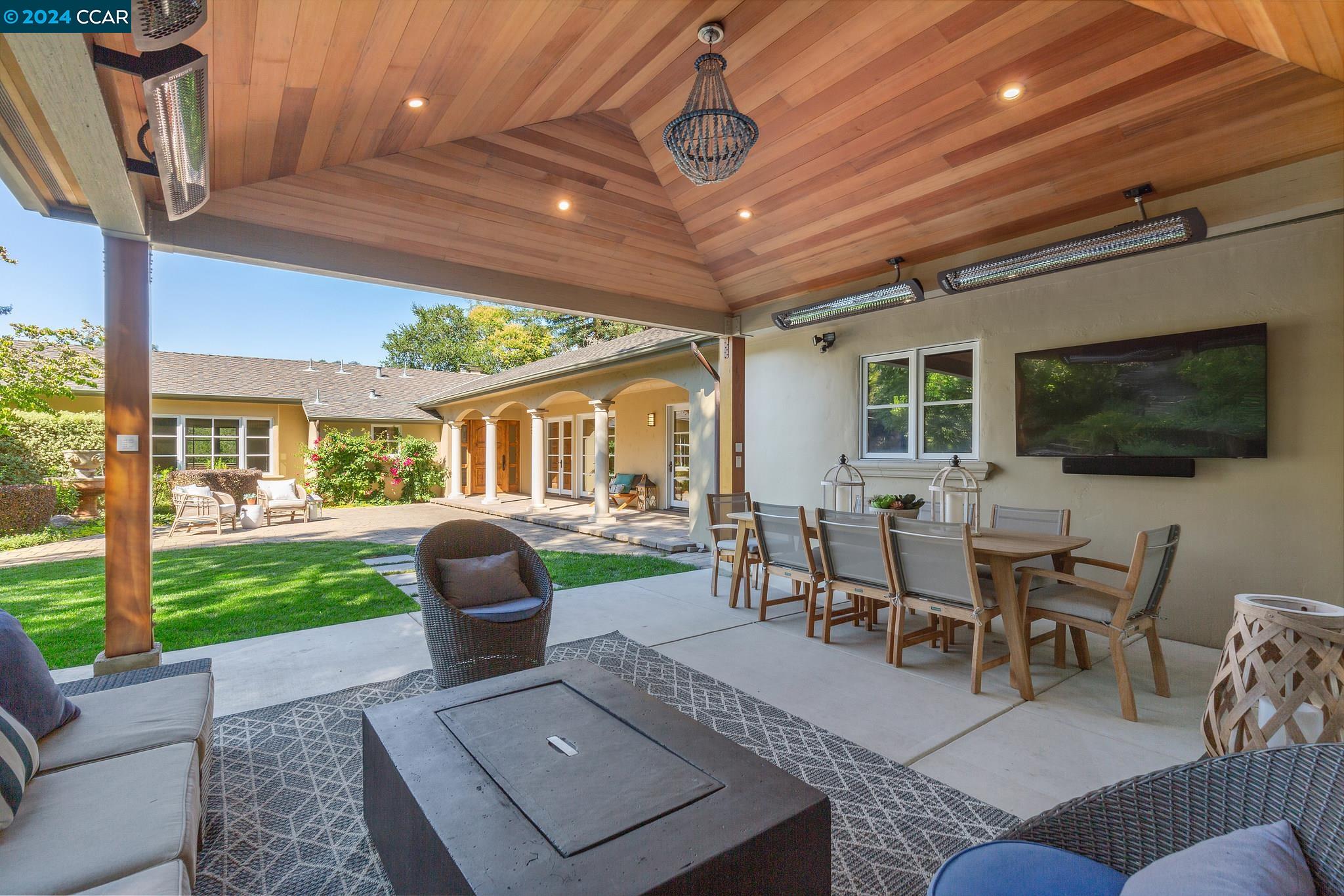 32 Crest Rd