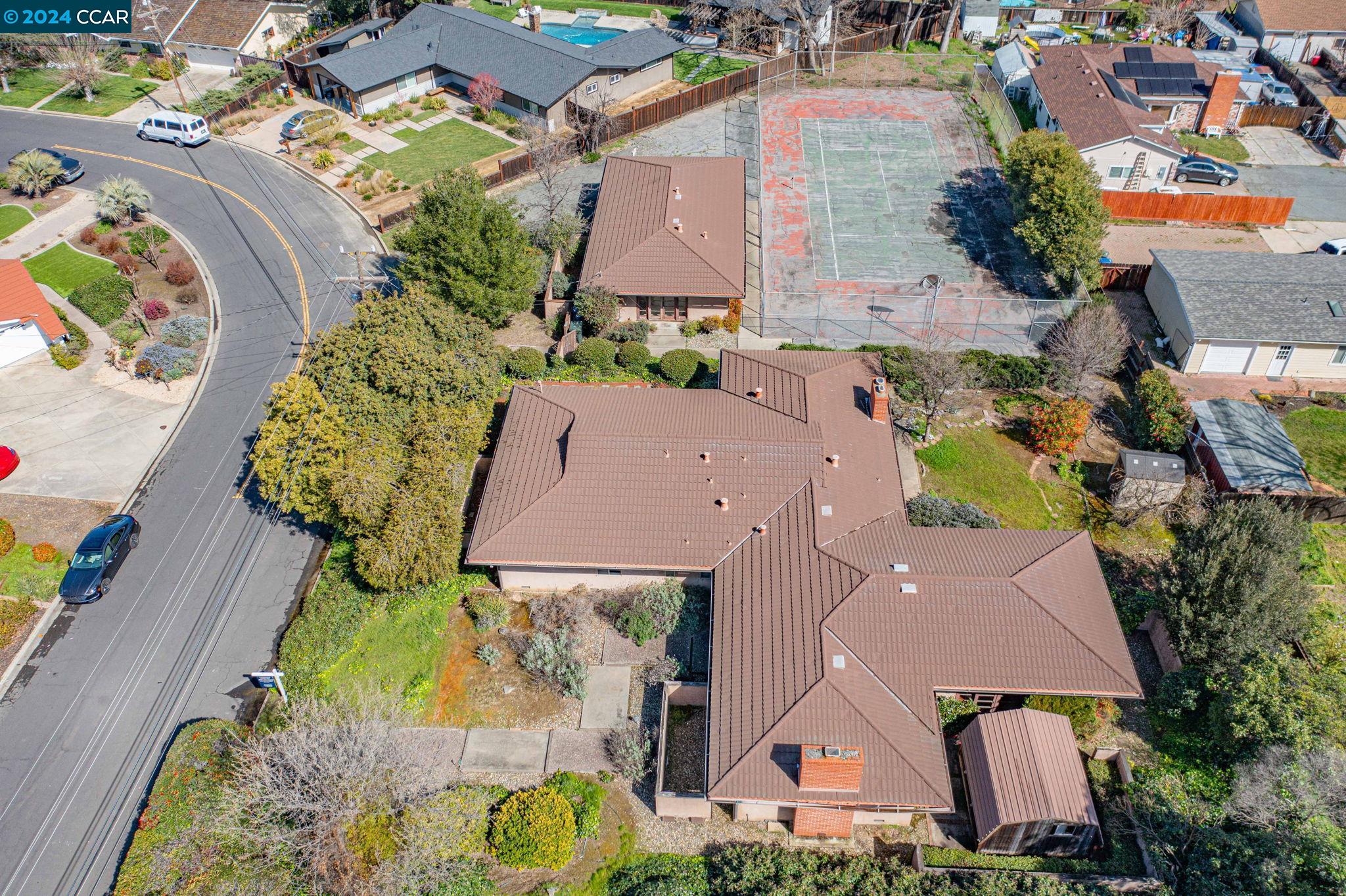 3727 Northridge Dr