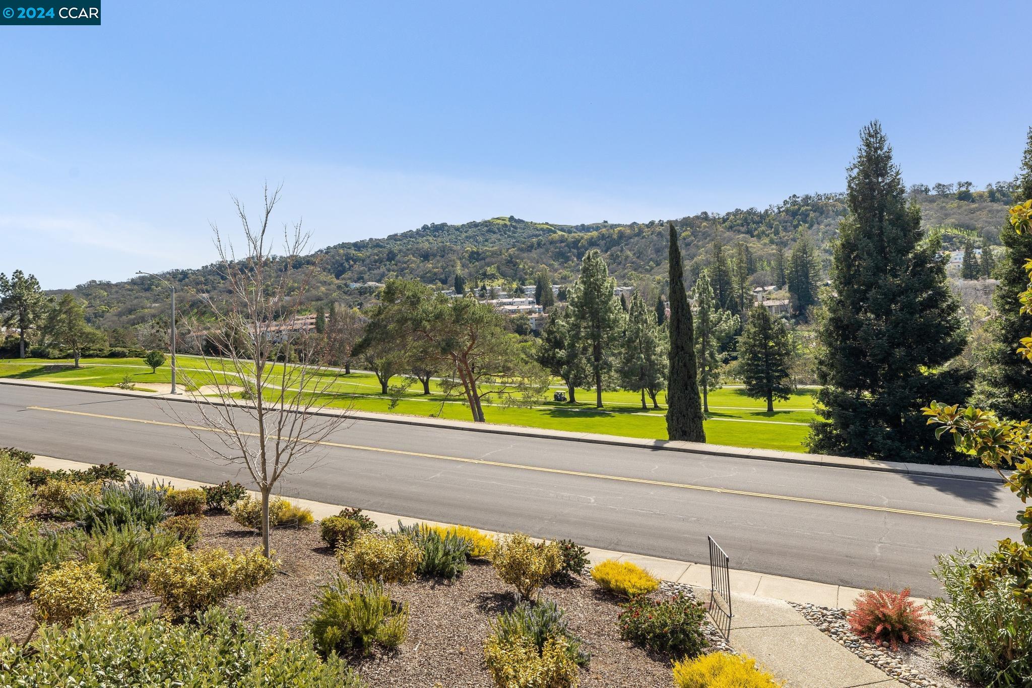 3580 Rossmoor Pkwy # 4