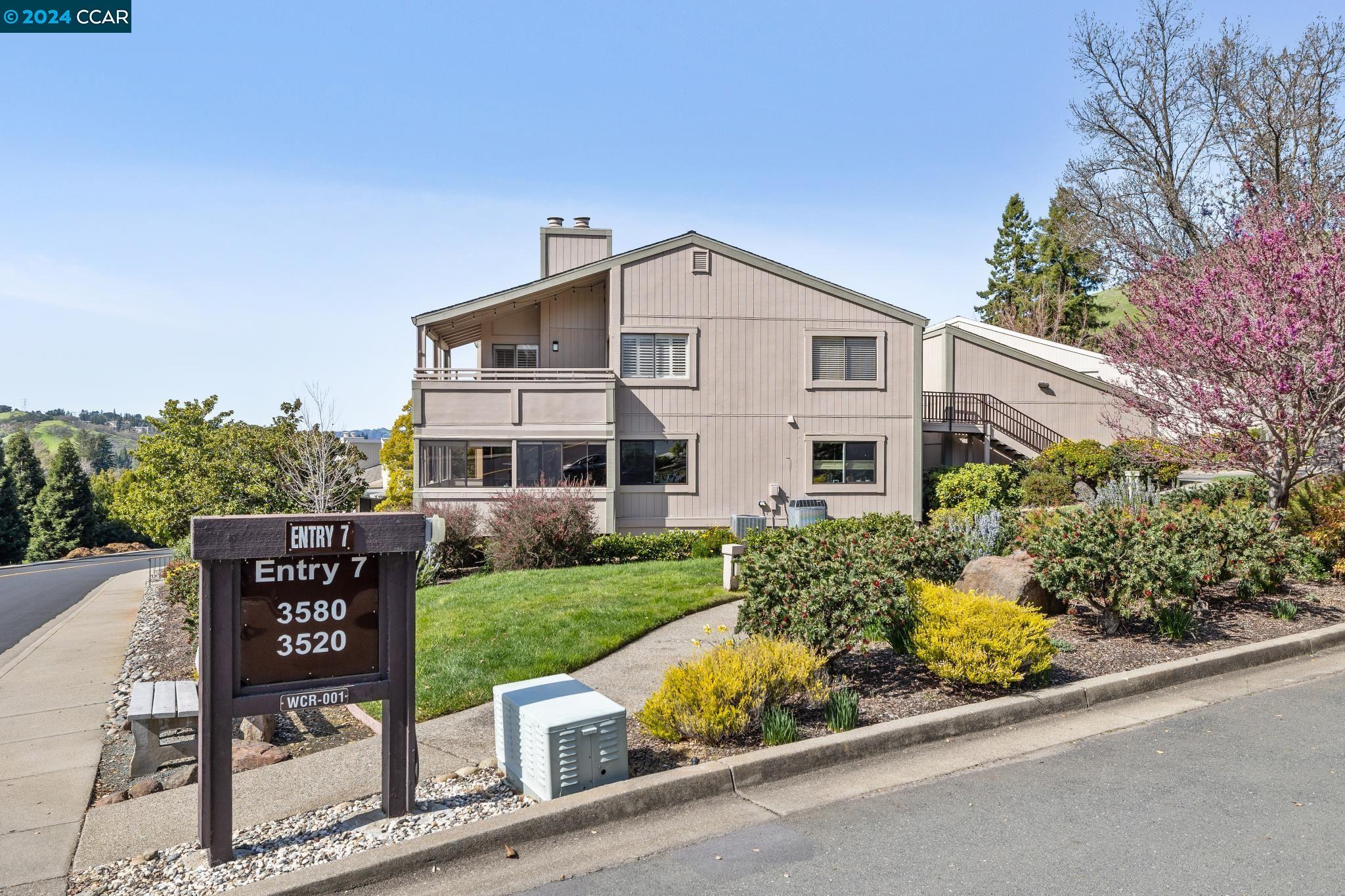 3580 Rossmoor Pkwy # 4
