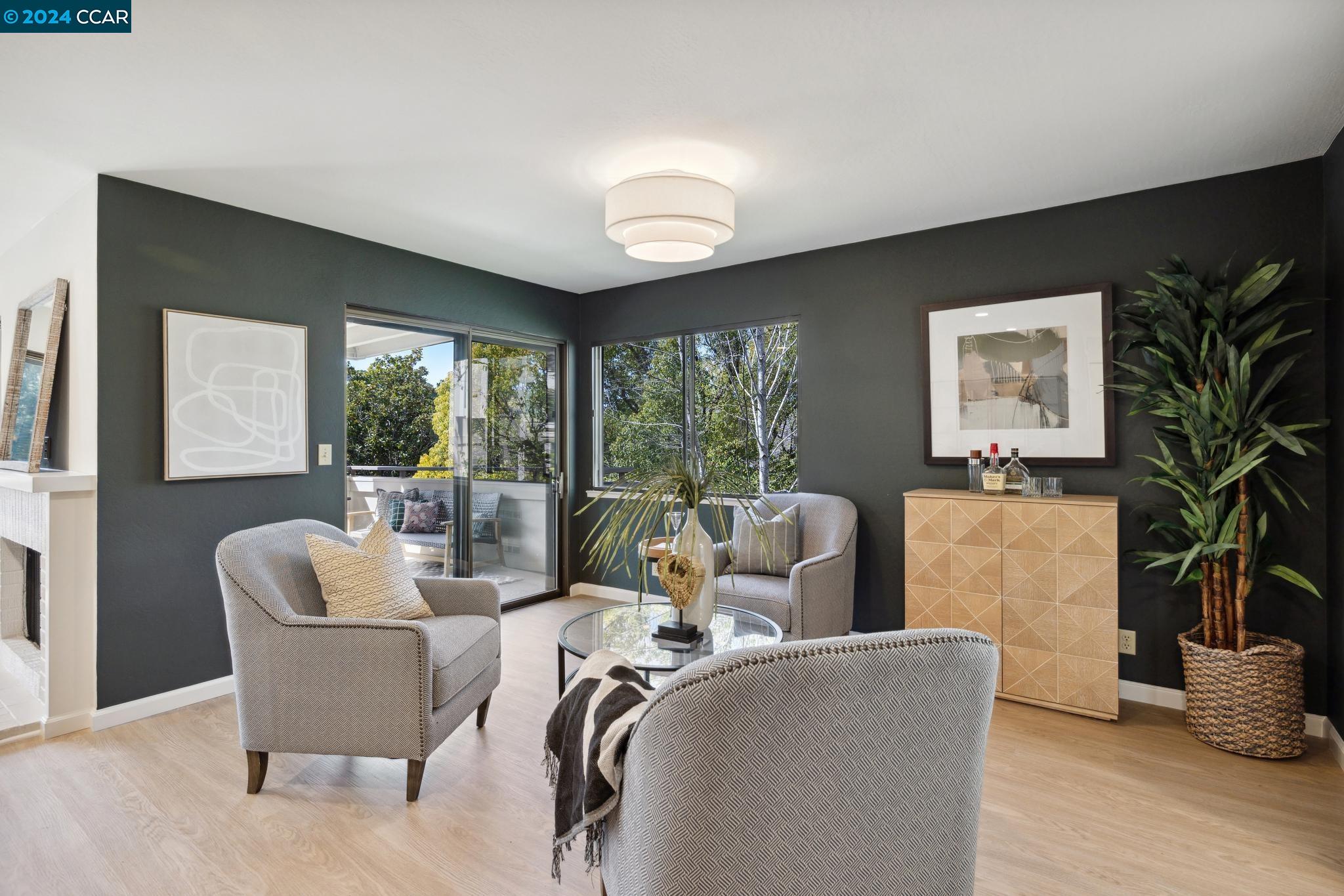 3580 Rossmoor Pkwy # 4