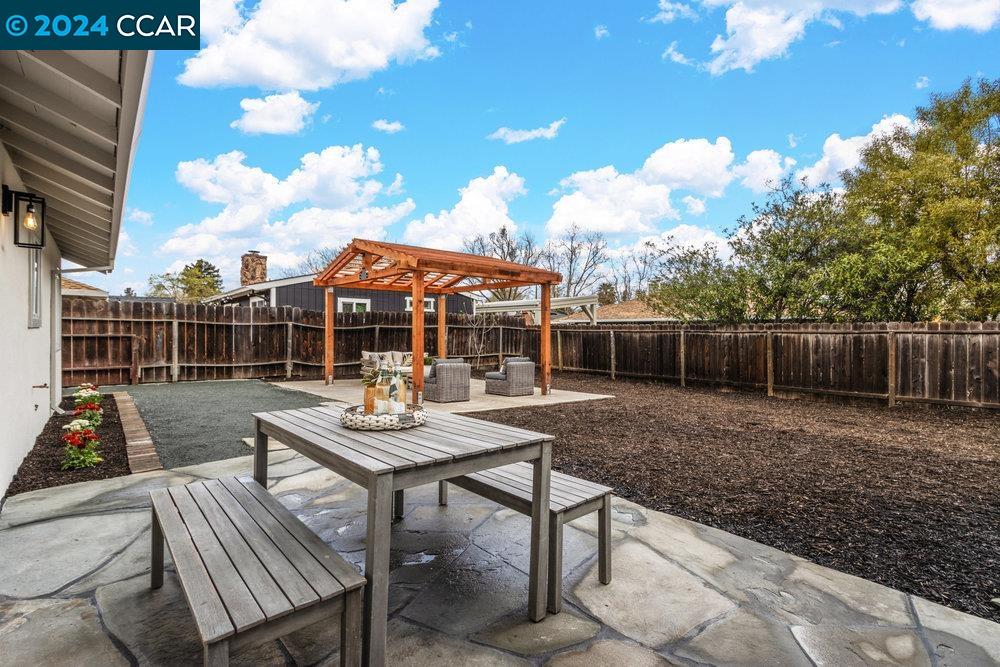 106 Sylvia Dr
