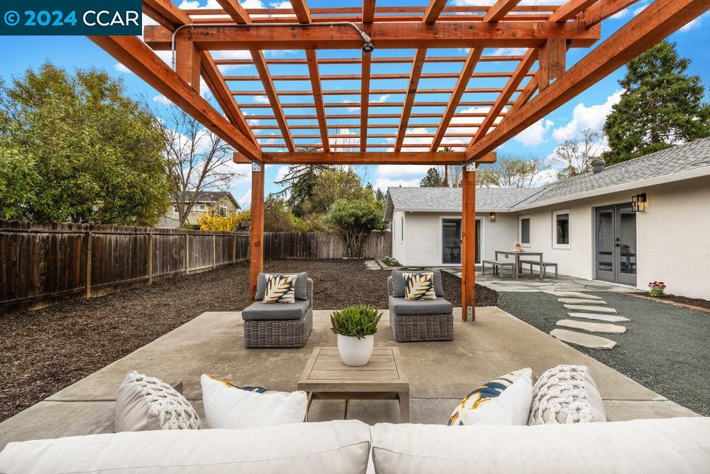 106 Sylvia Dr