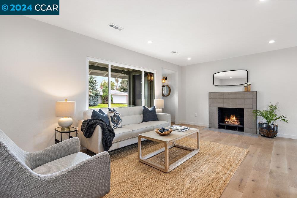 106 Sylvia Dr