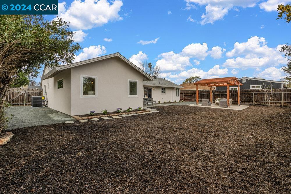 106 Sylvia Dr