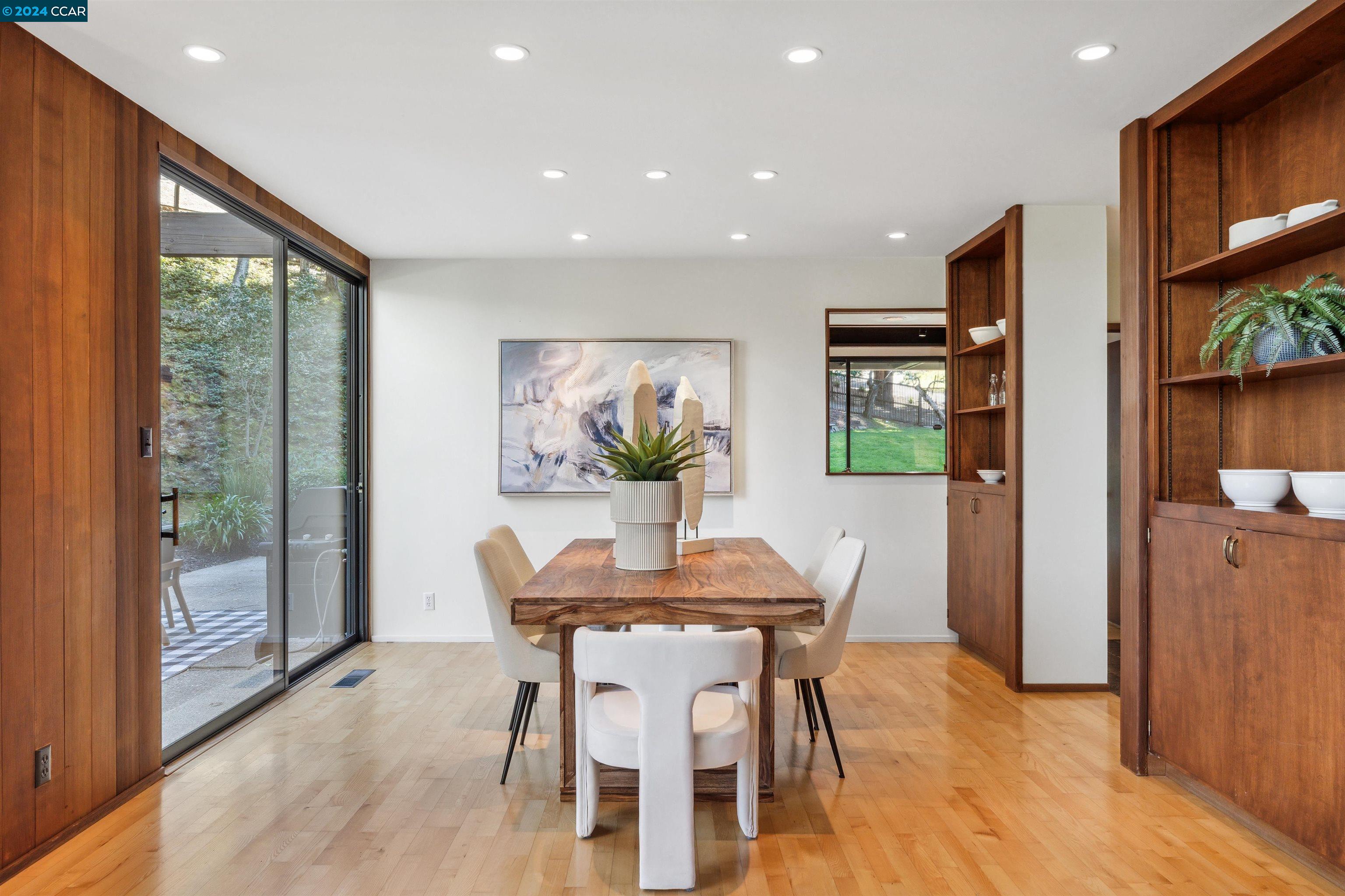 1258 N Scenic Dr.