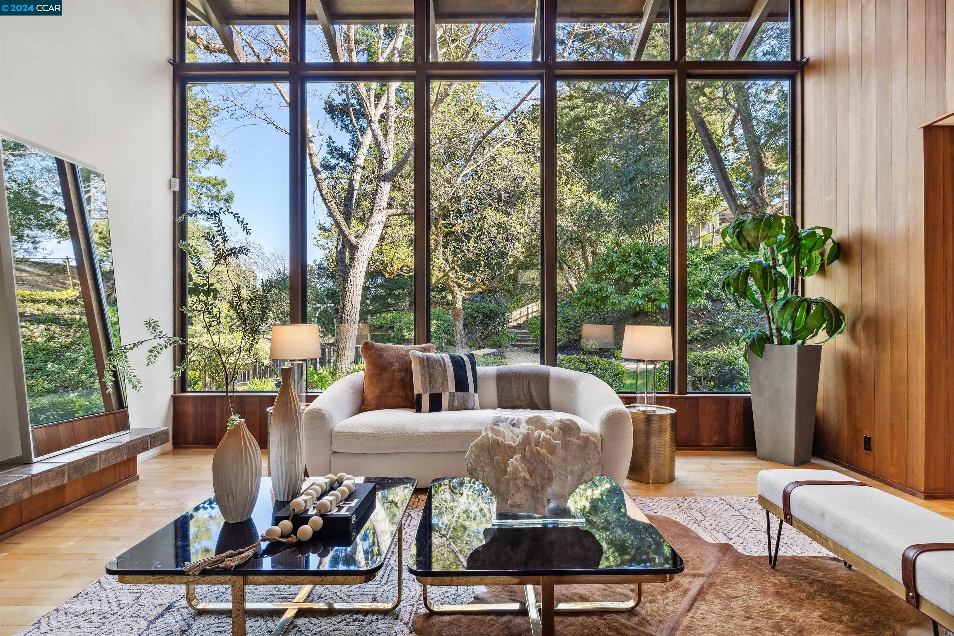 1258 N Scenic Dr.
