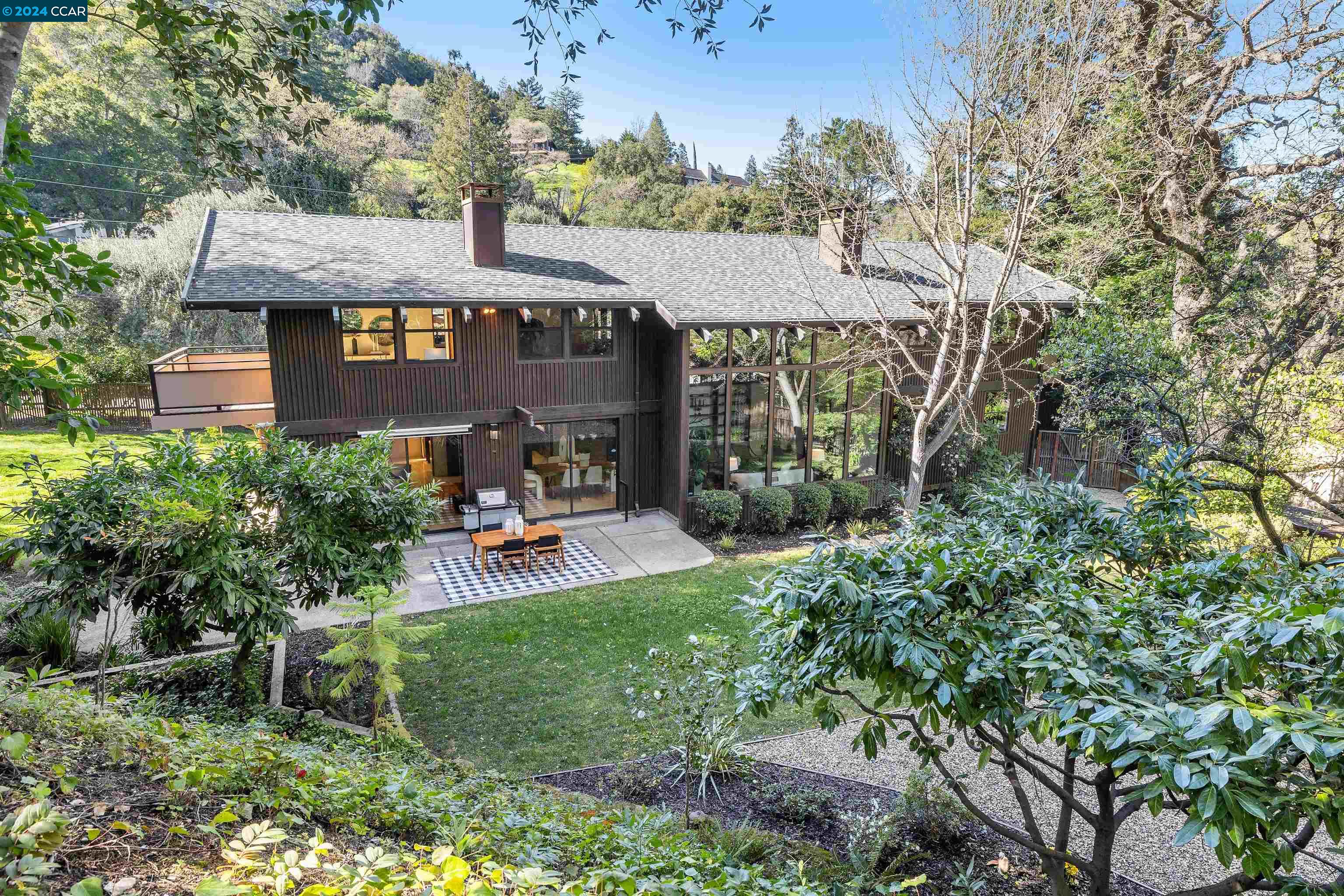 1258 N Scenic Dr.