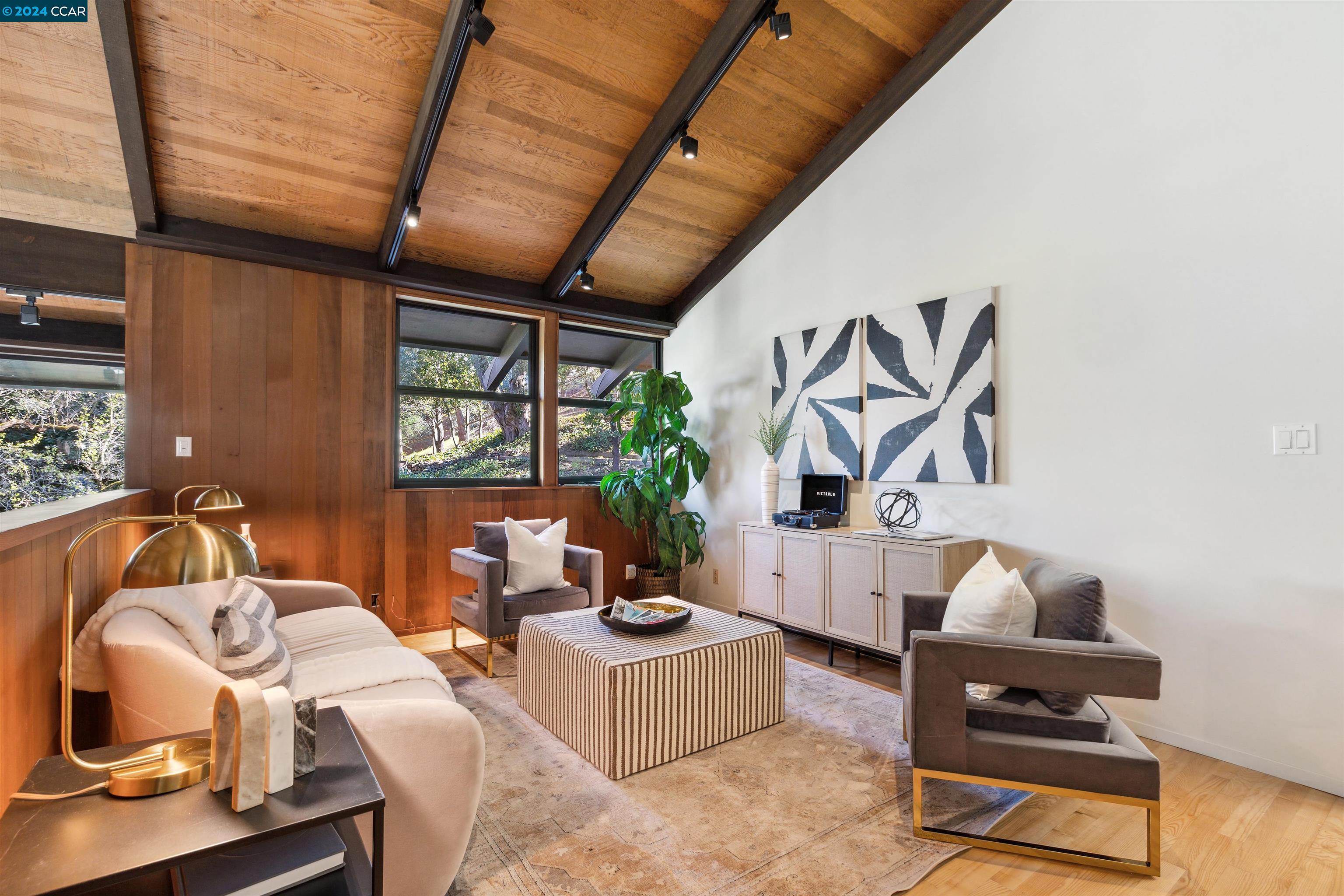 1258 N Scenic Dr.