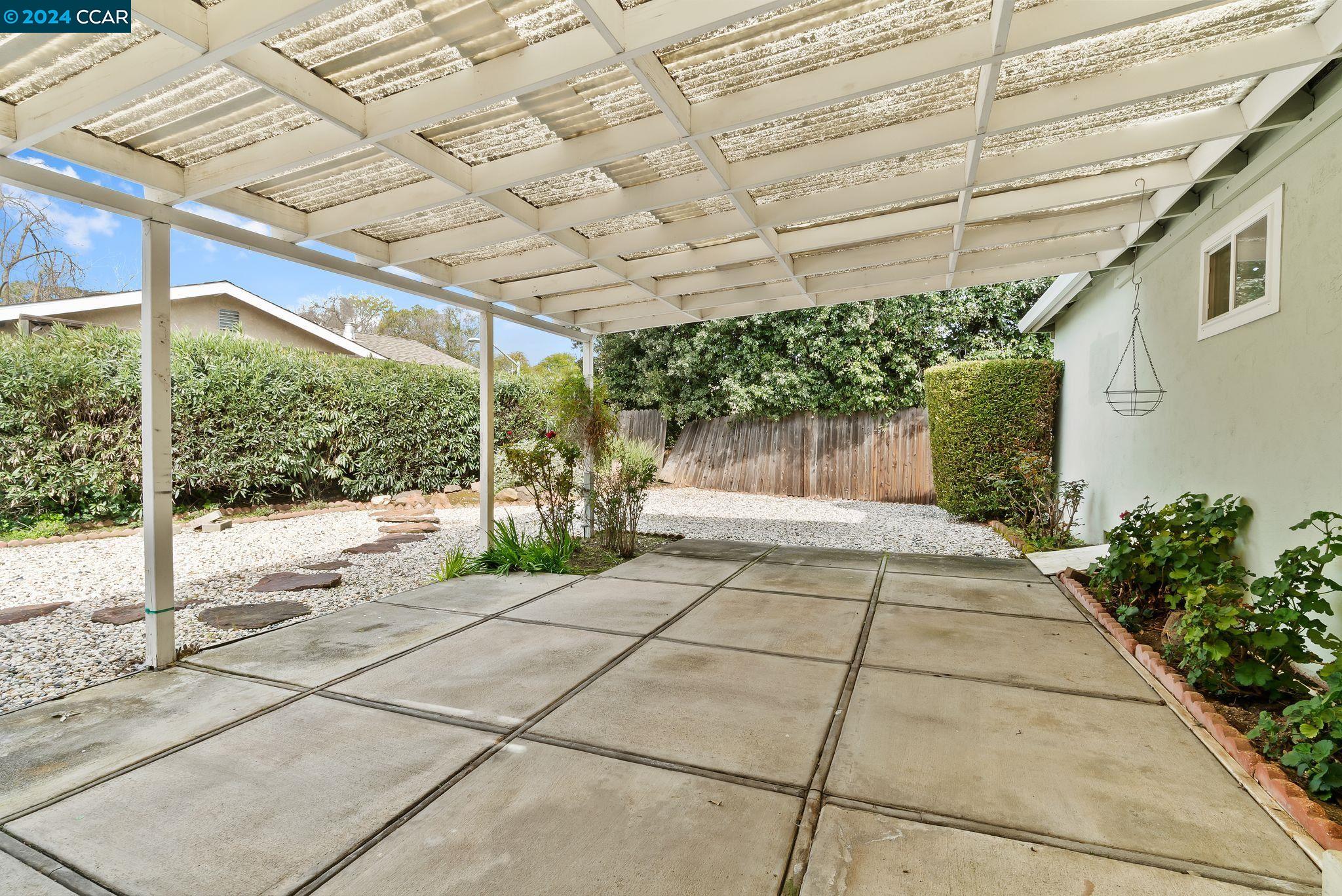 1519 Cherrywood Dr
