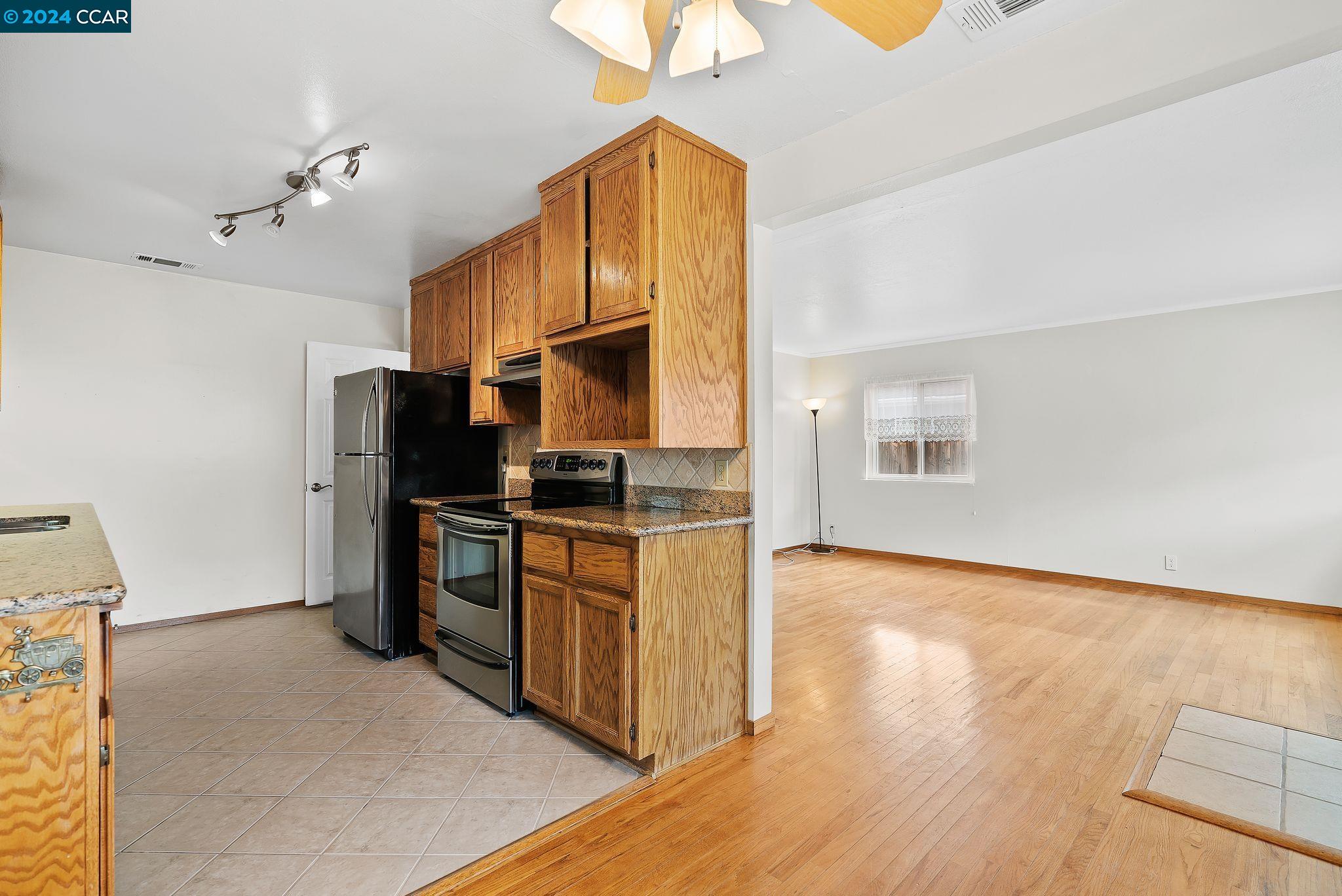 1519 Cherrywood Dr