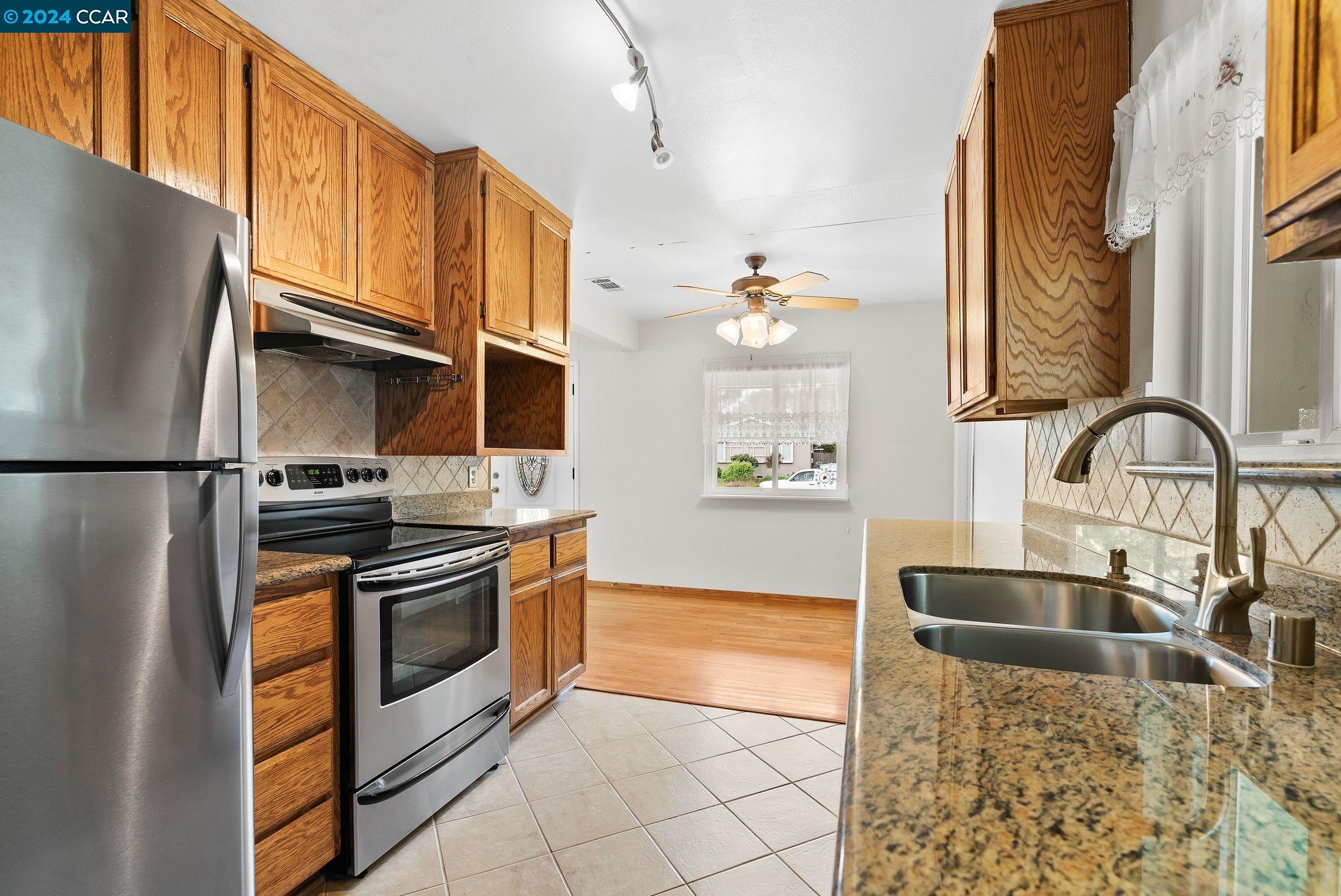 1519 Cherrywood Dr