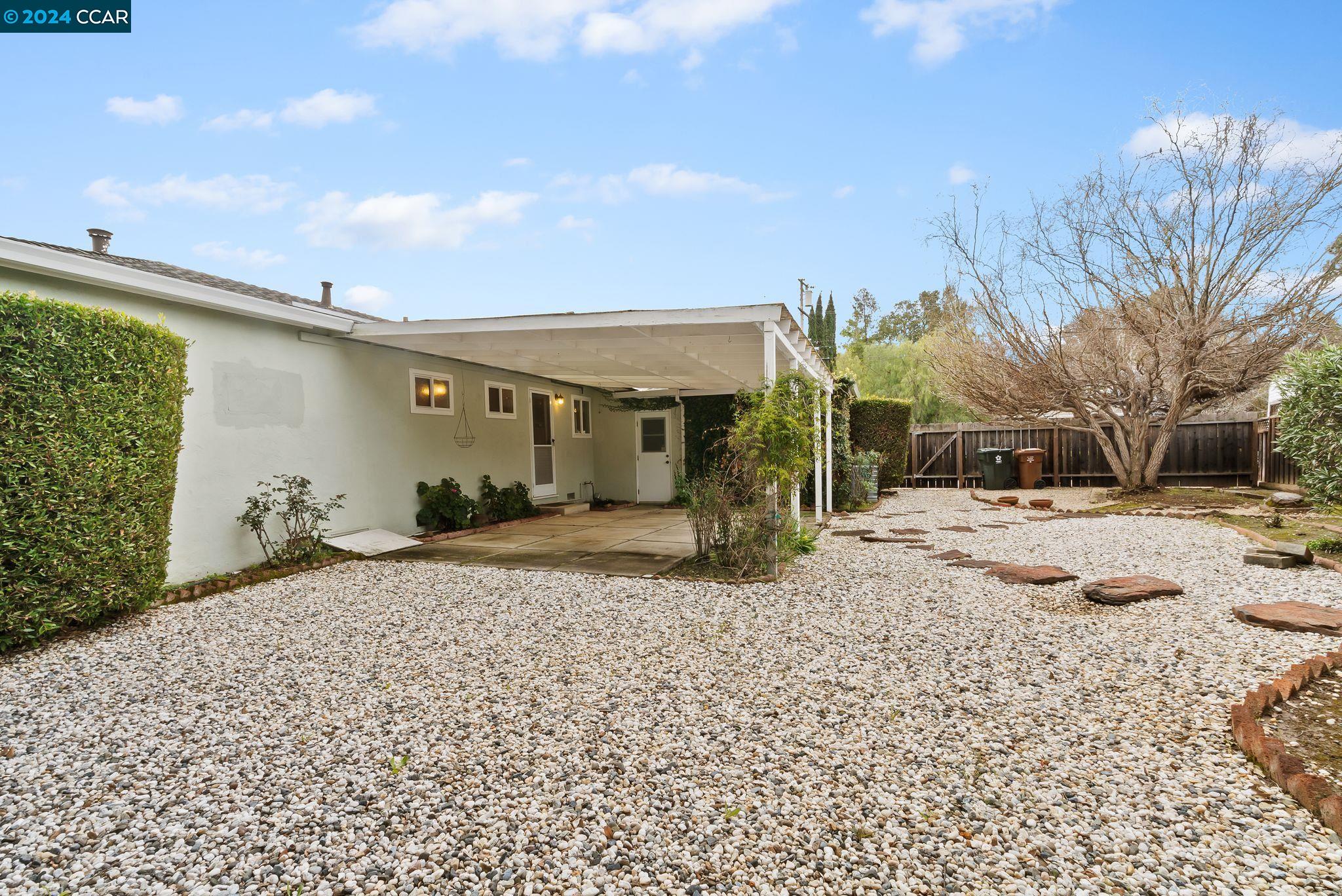 1519 Cherrywood Dr