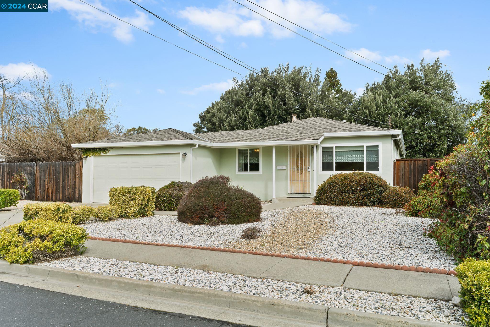 1519 Cherrywood Dr
