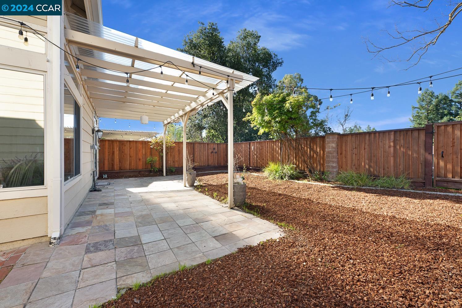 407 Orchard View Ave
