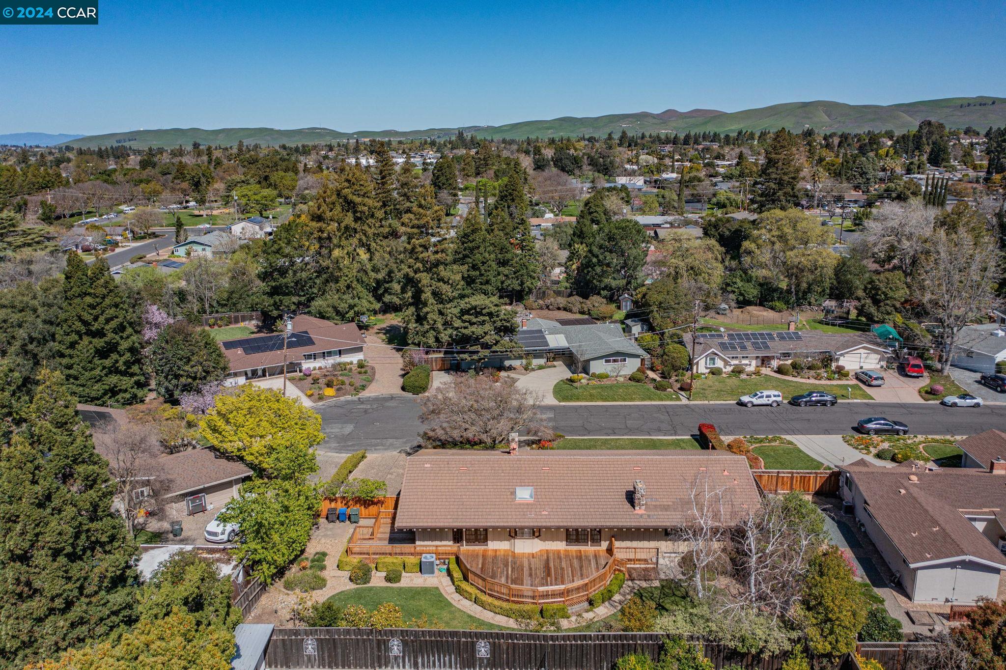 3686 Hobby Ct