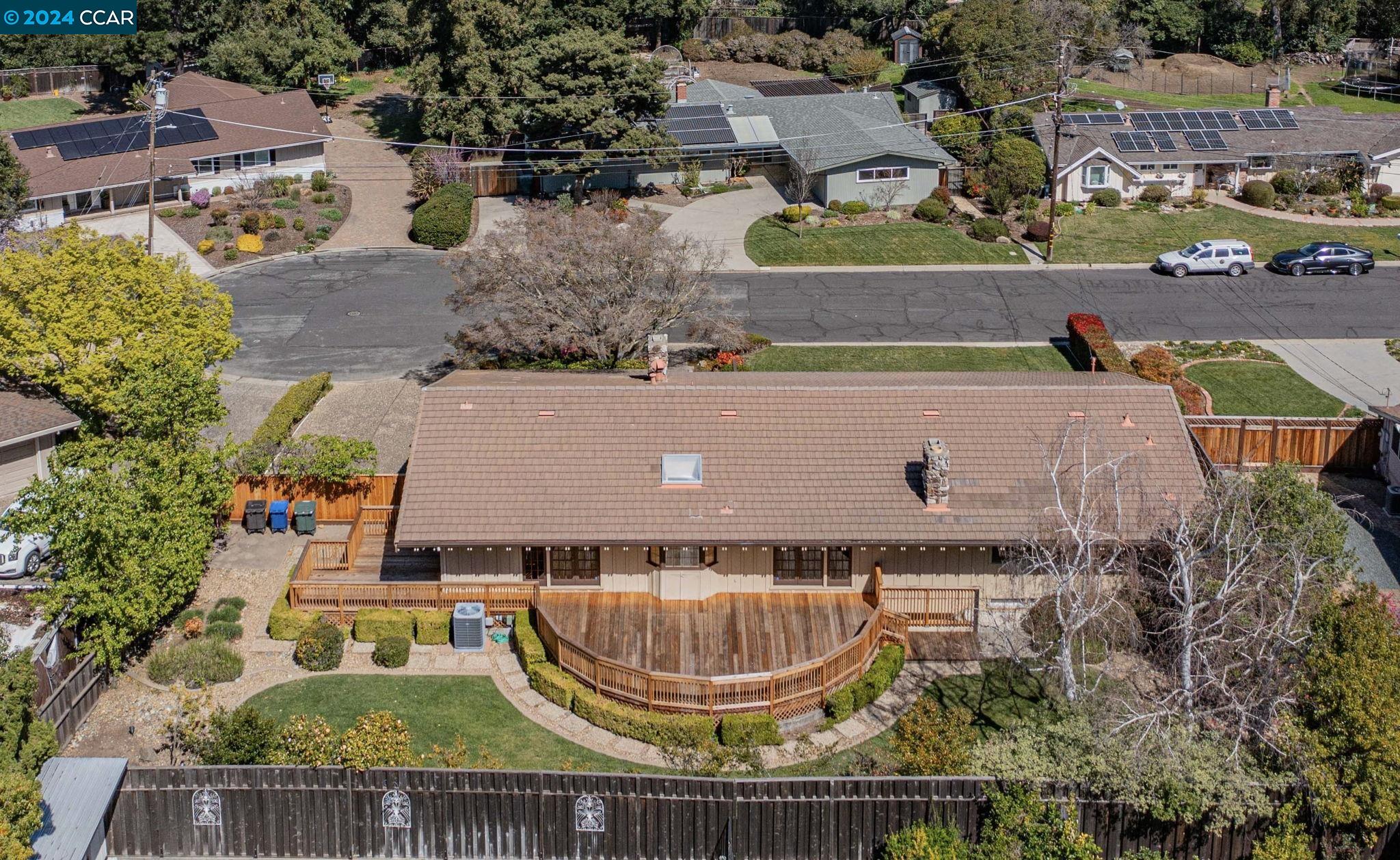 3686 Hobby Ct