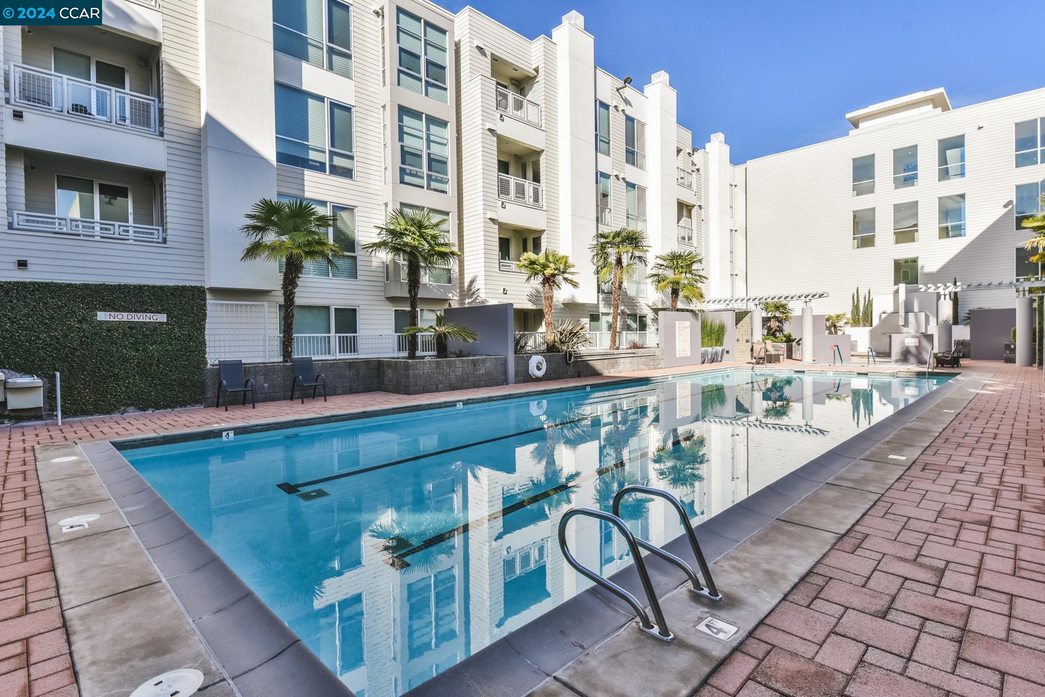 1655 N California Blvd # 428