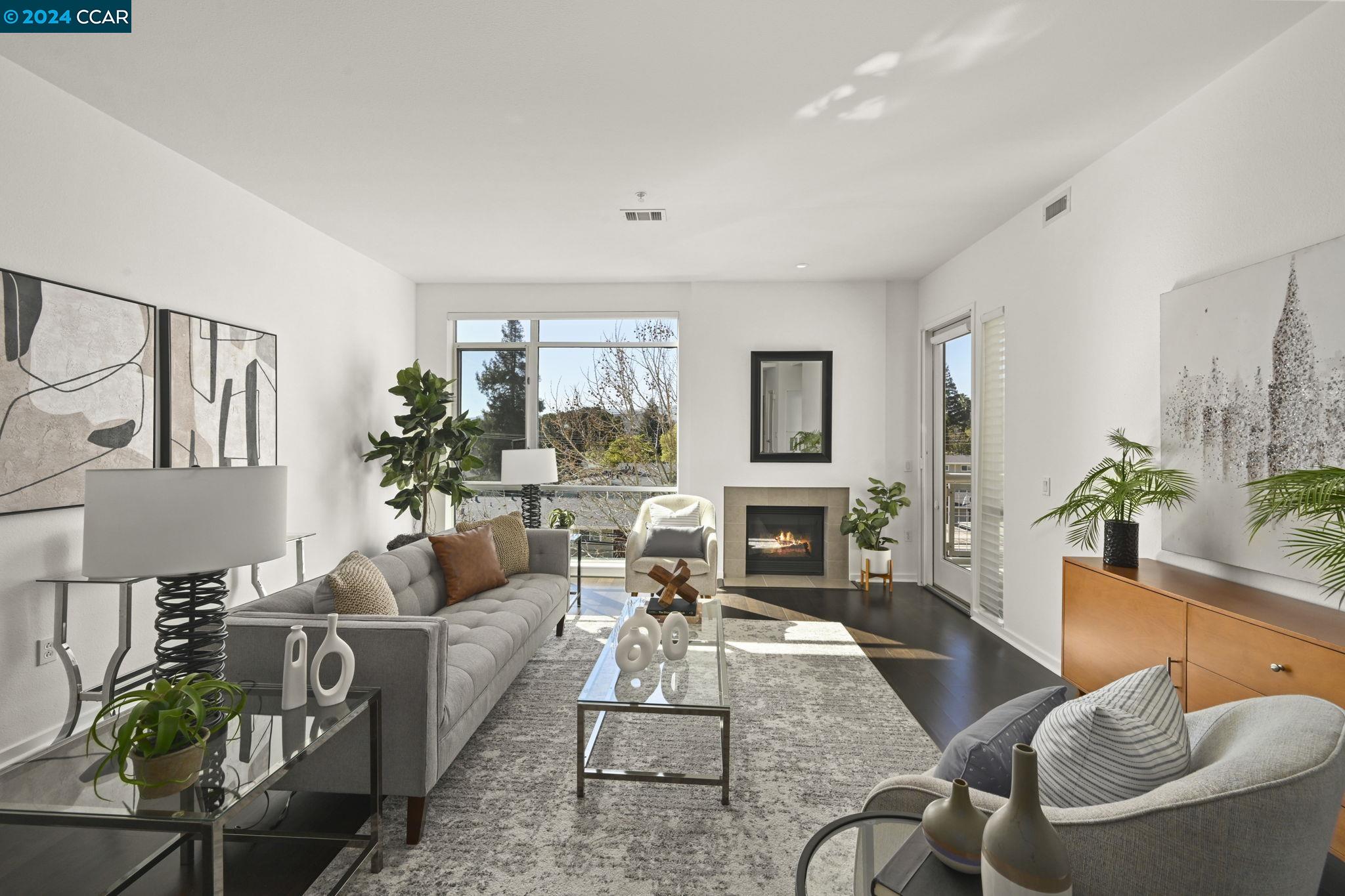 1655 N California Blvd # 428