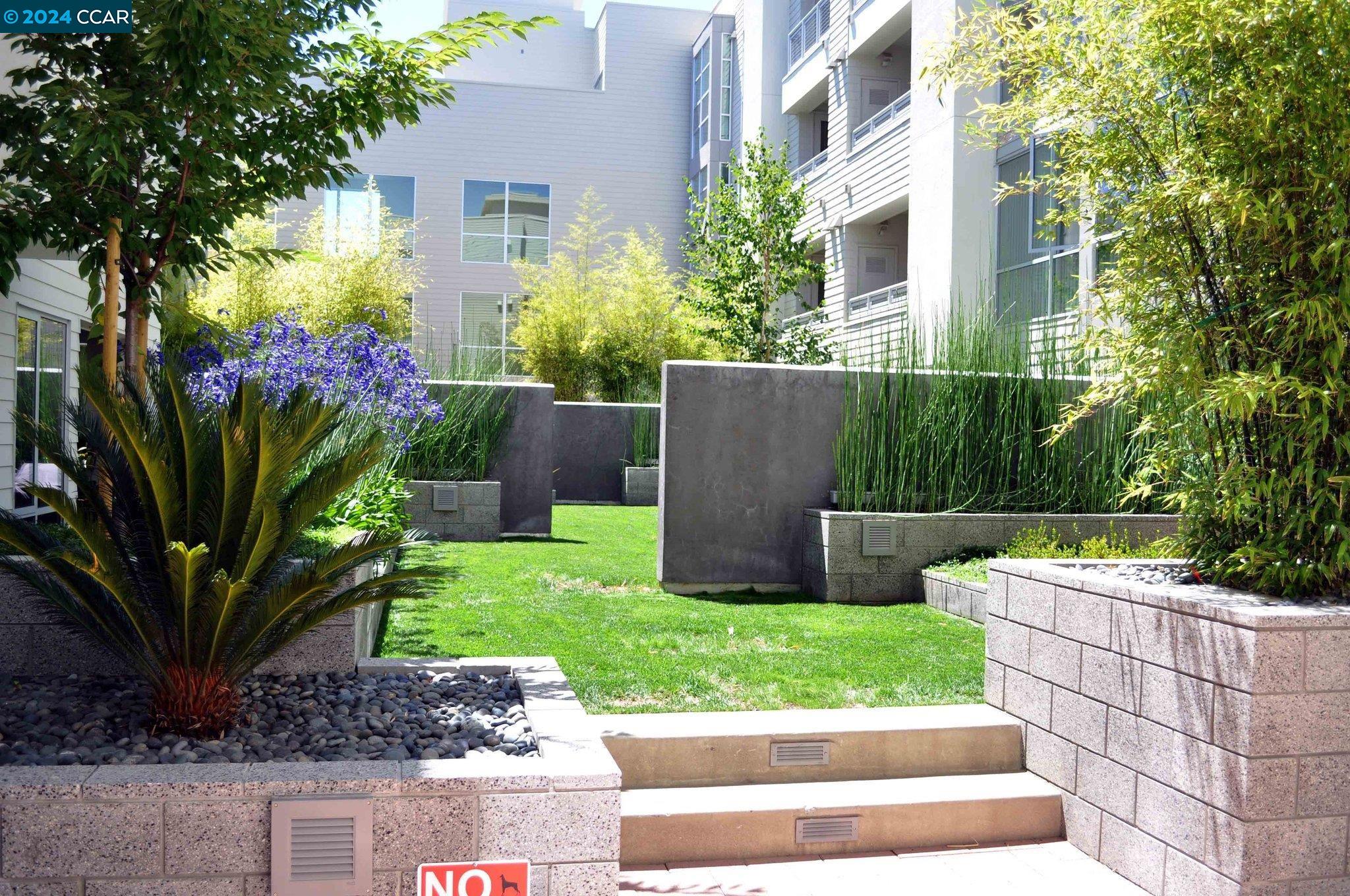 1655 N California Blvd # 428