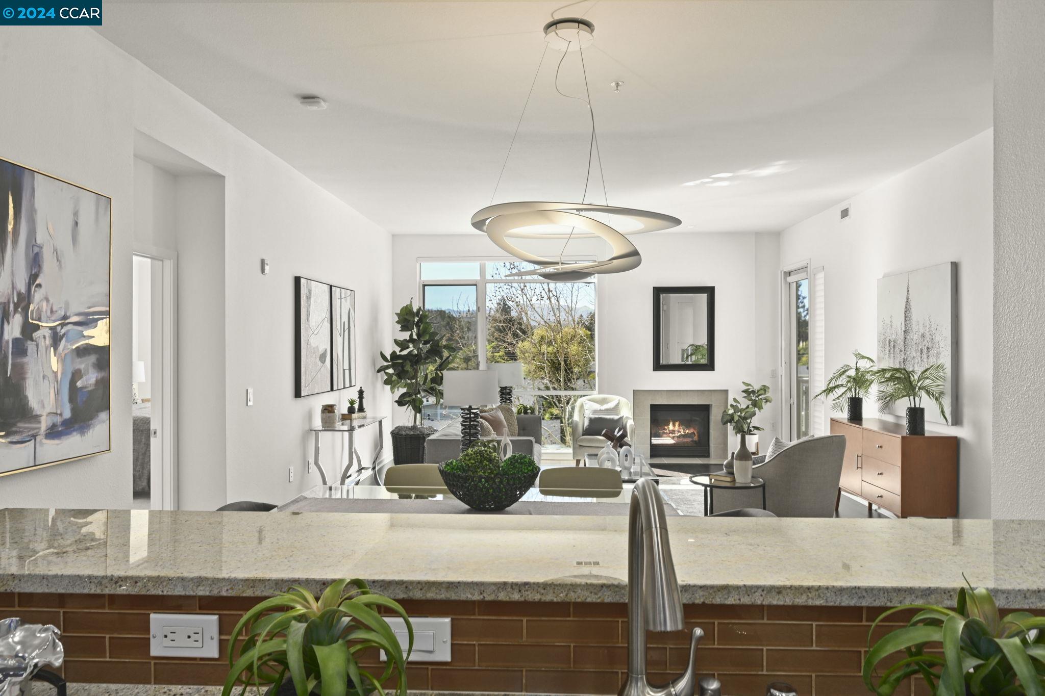 1655 N California Blvd # 428