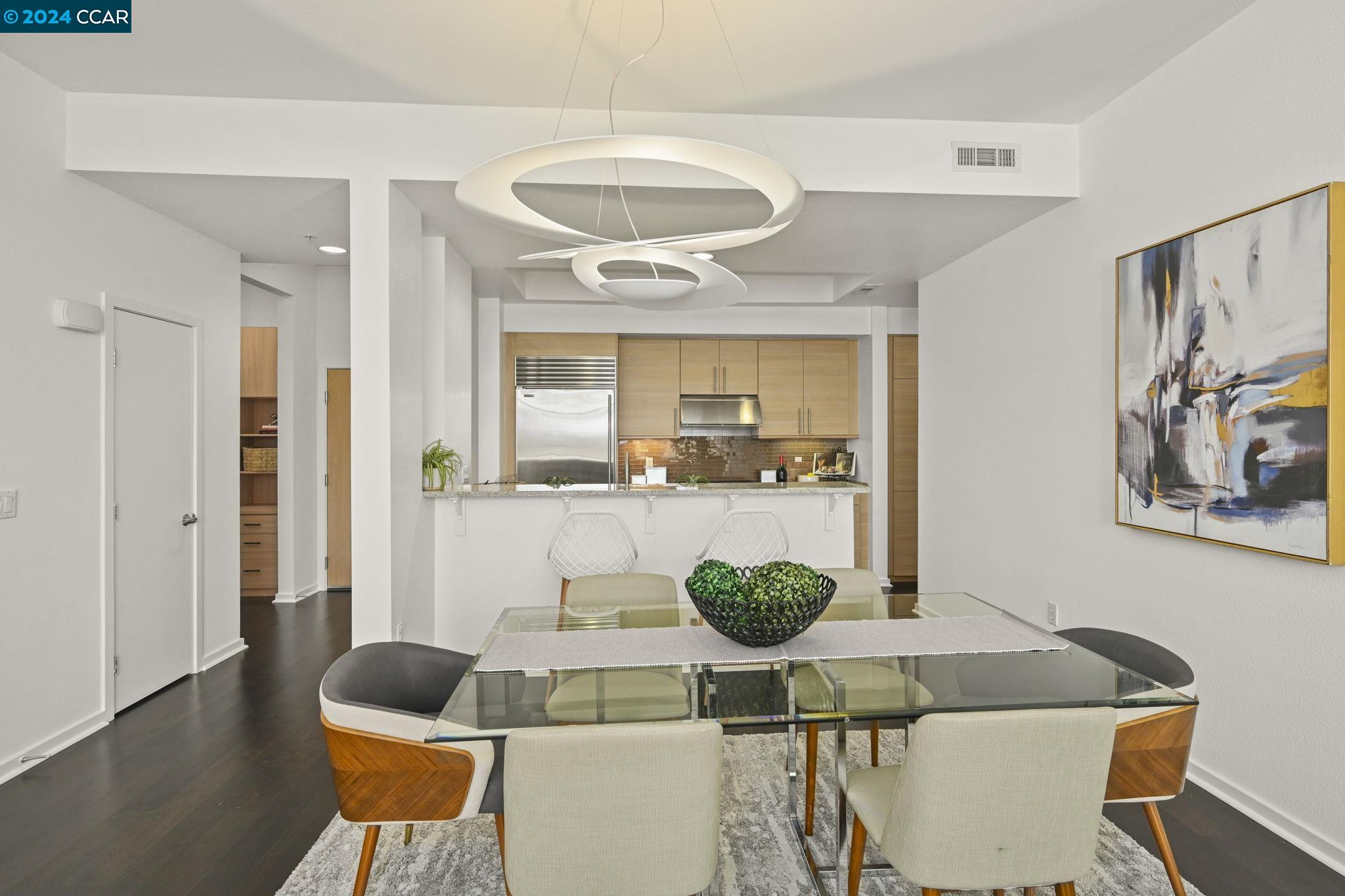 1655 N California Blvd # 428