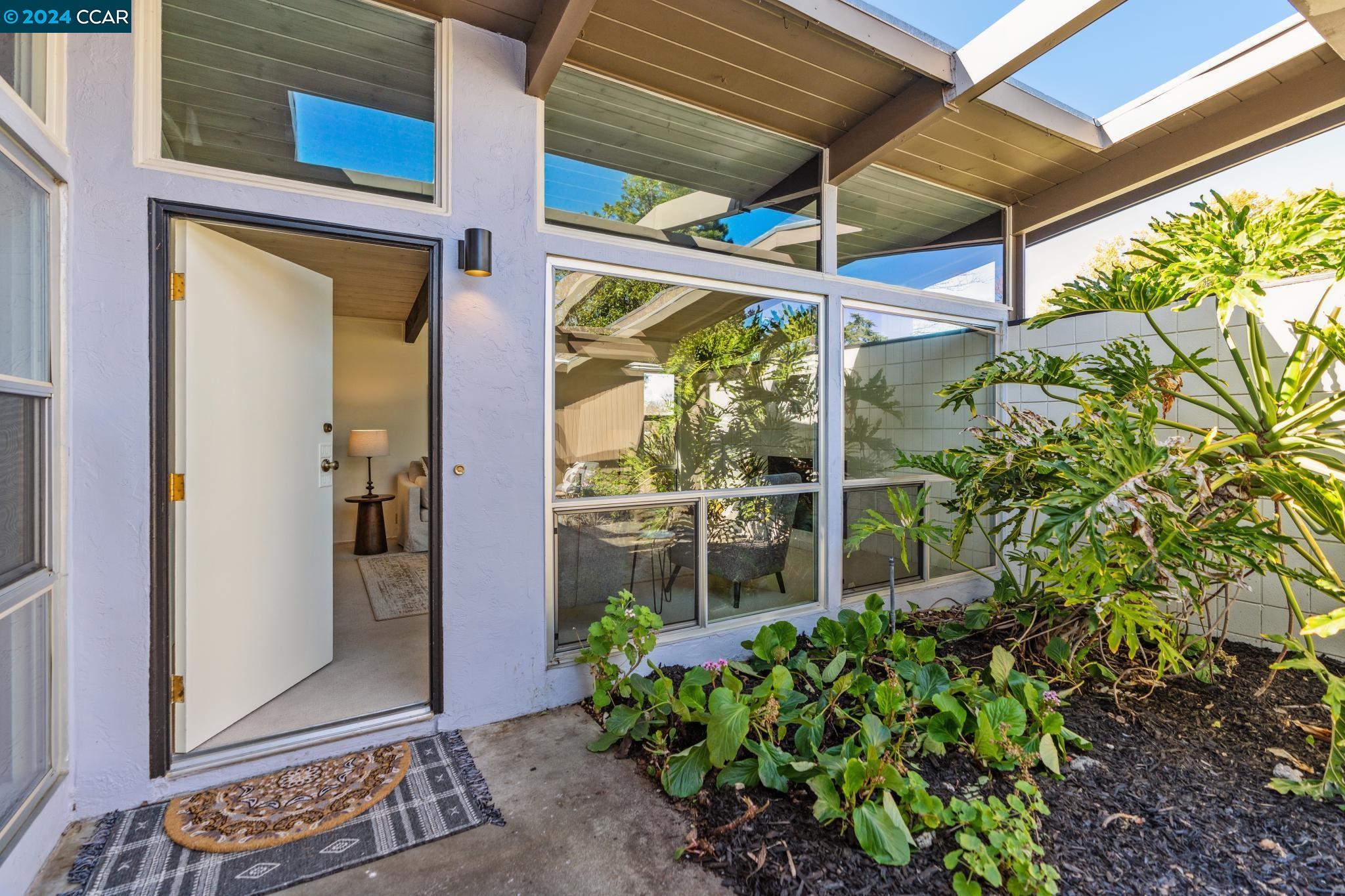 2505 Cascade Dr.