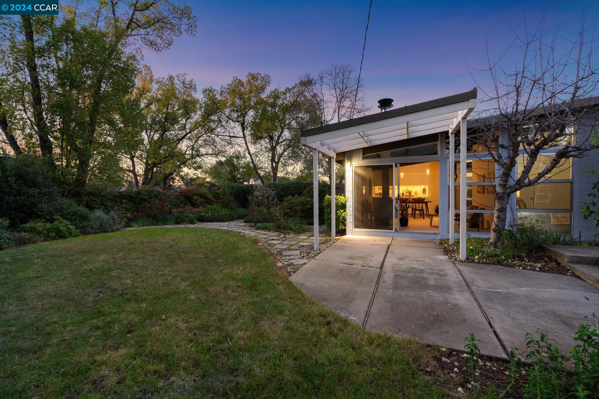 2505 Cascade Dr.