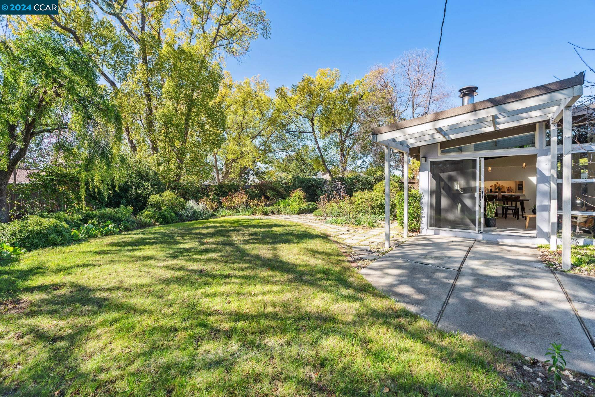 2505 Cascade Dr.