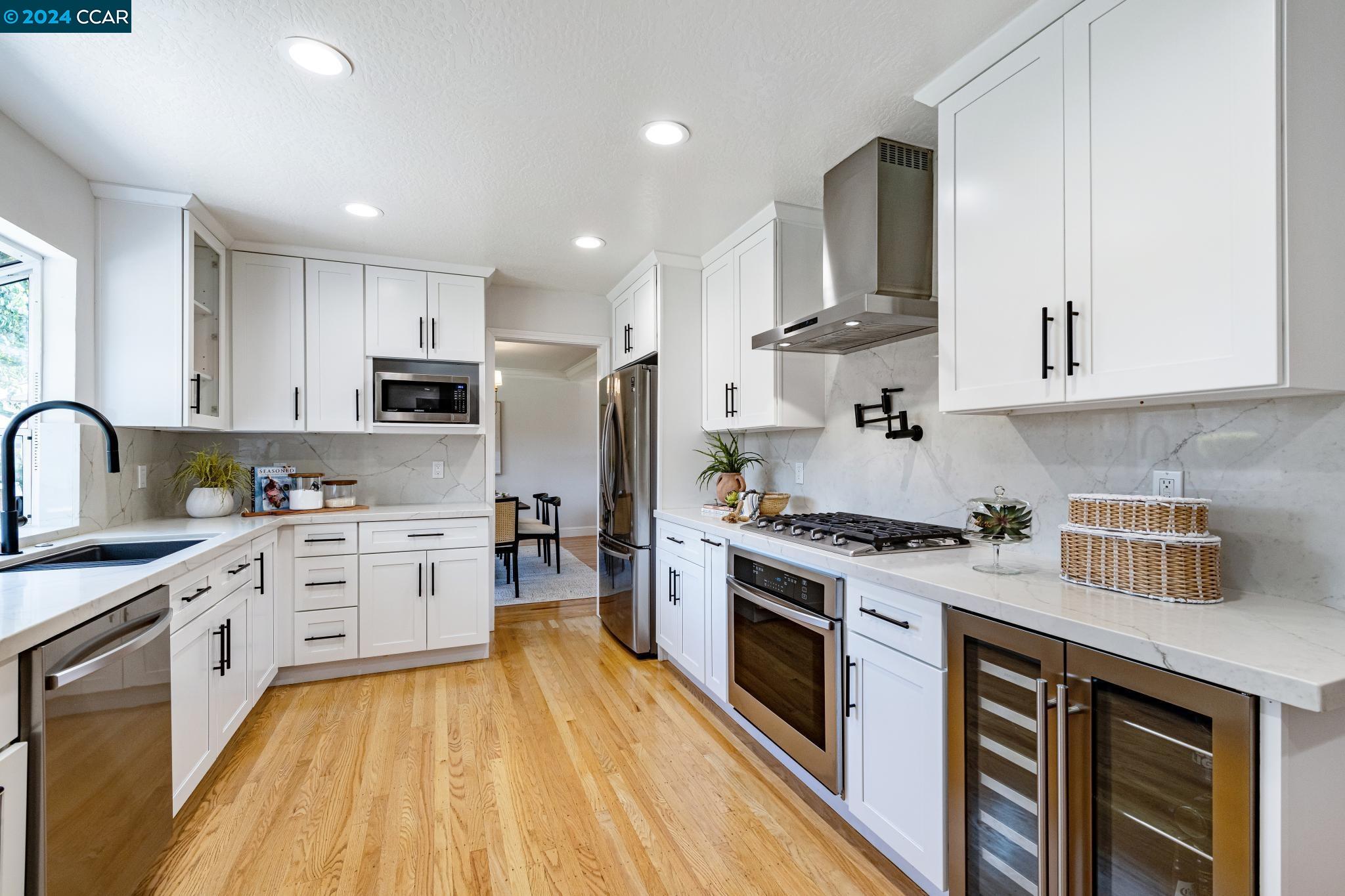 3400 Joshua Woods Pl