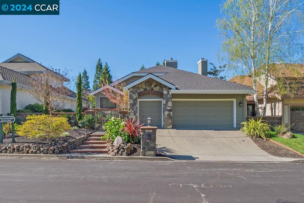 257 Conifer Ter