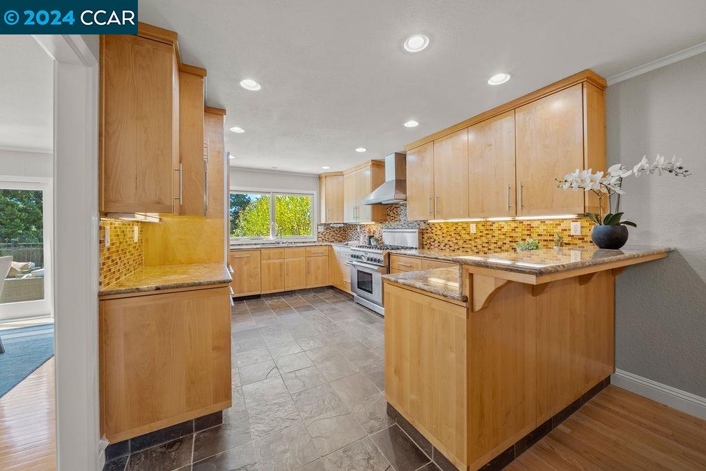 257 Conifer Ter