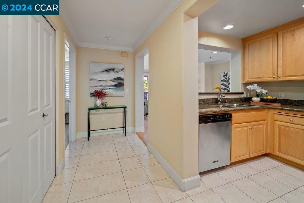 1800 Alma Ave # 209