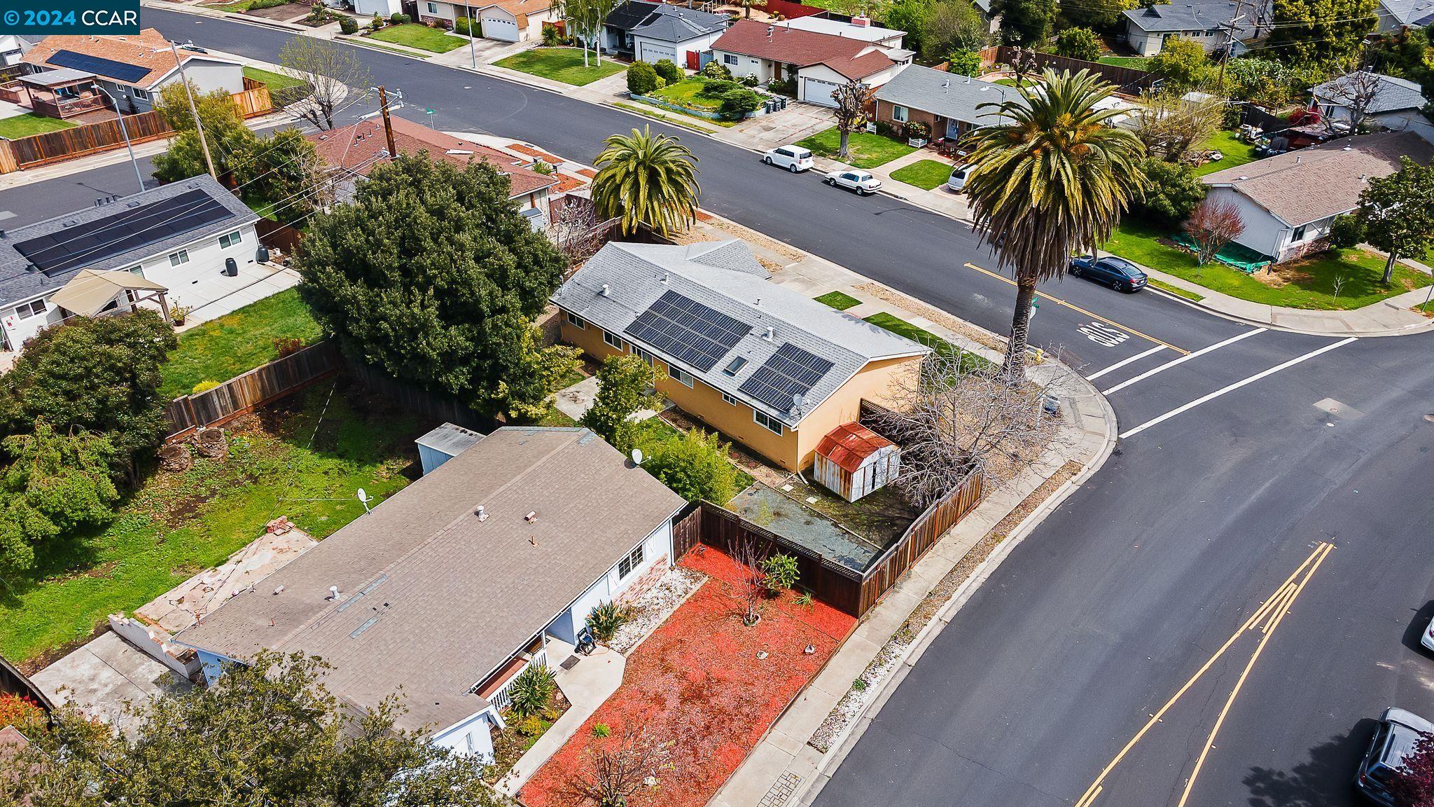 8372 Deervale Rd