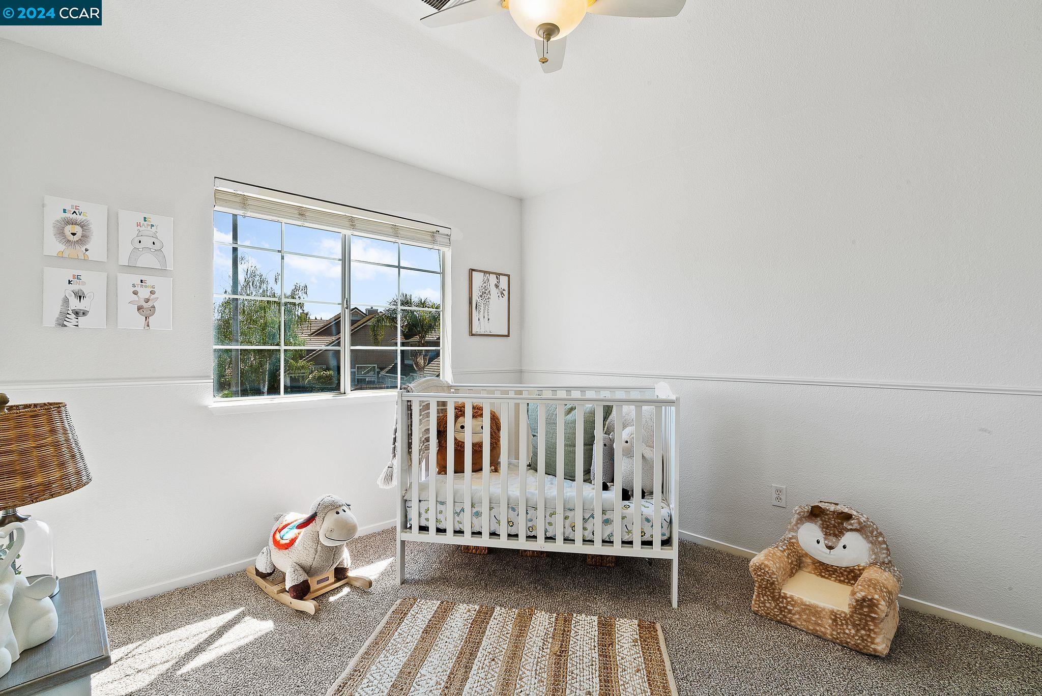 699 Canyonwood Ct
