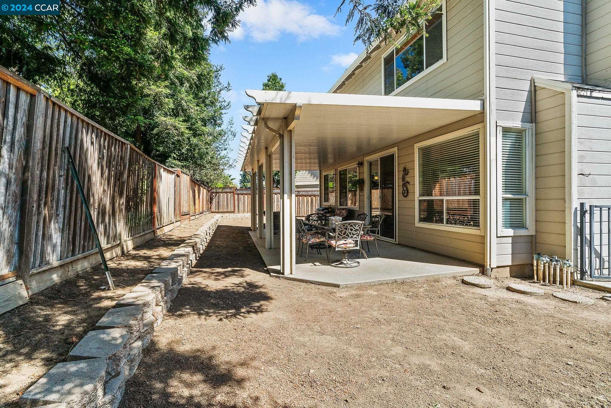 699 Canyonwood Ct