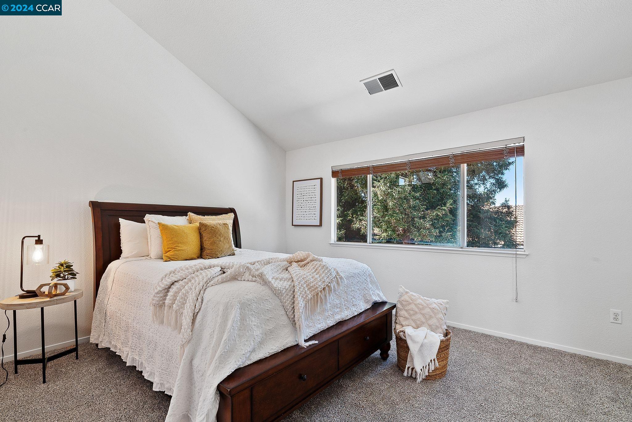 699 Canyonwood Ct