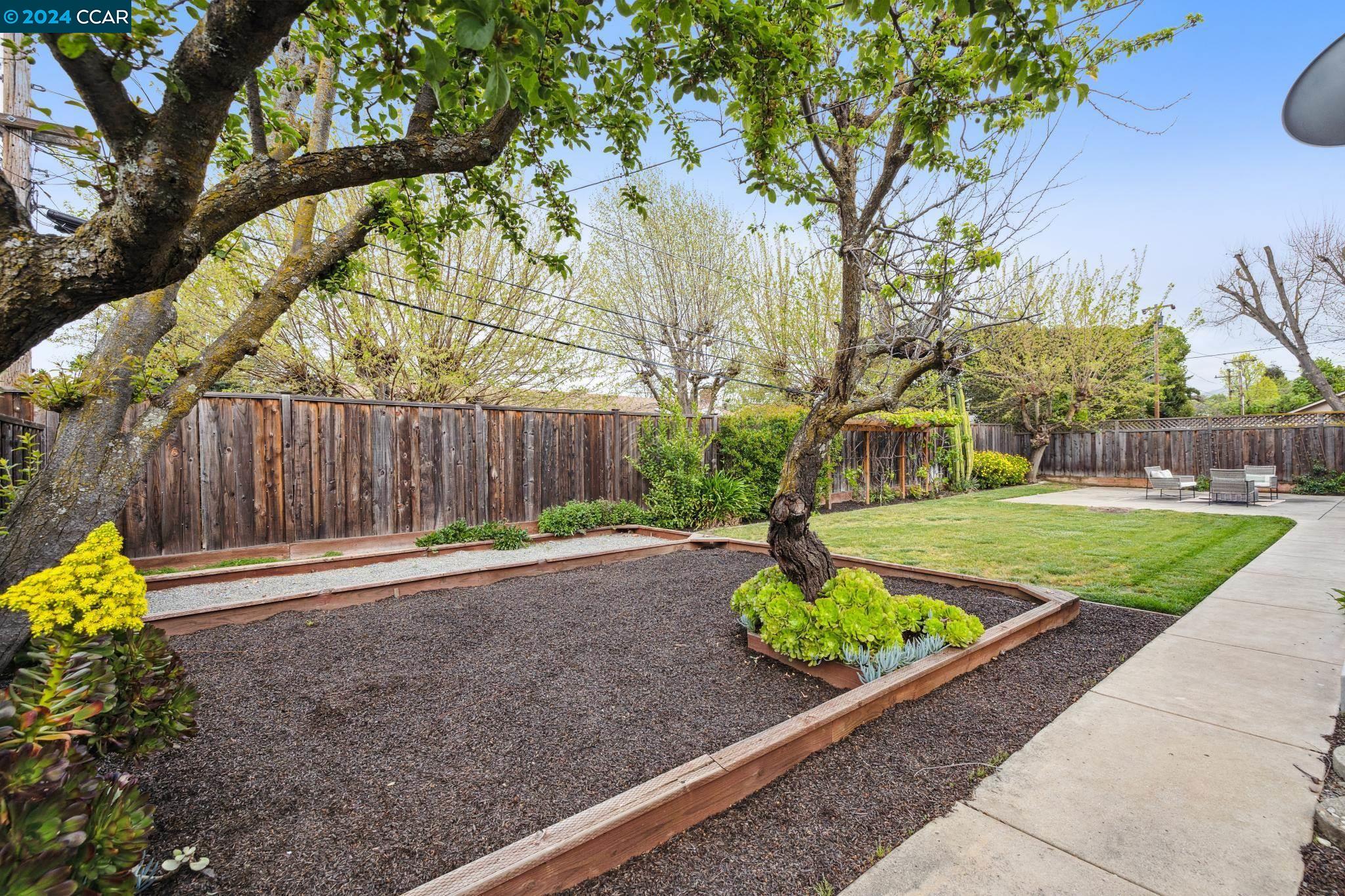 746 San Luis Ct