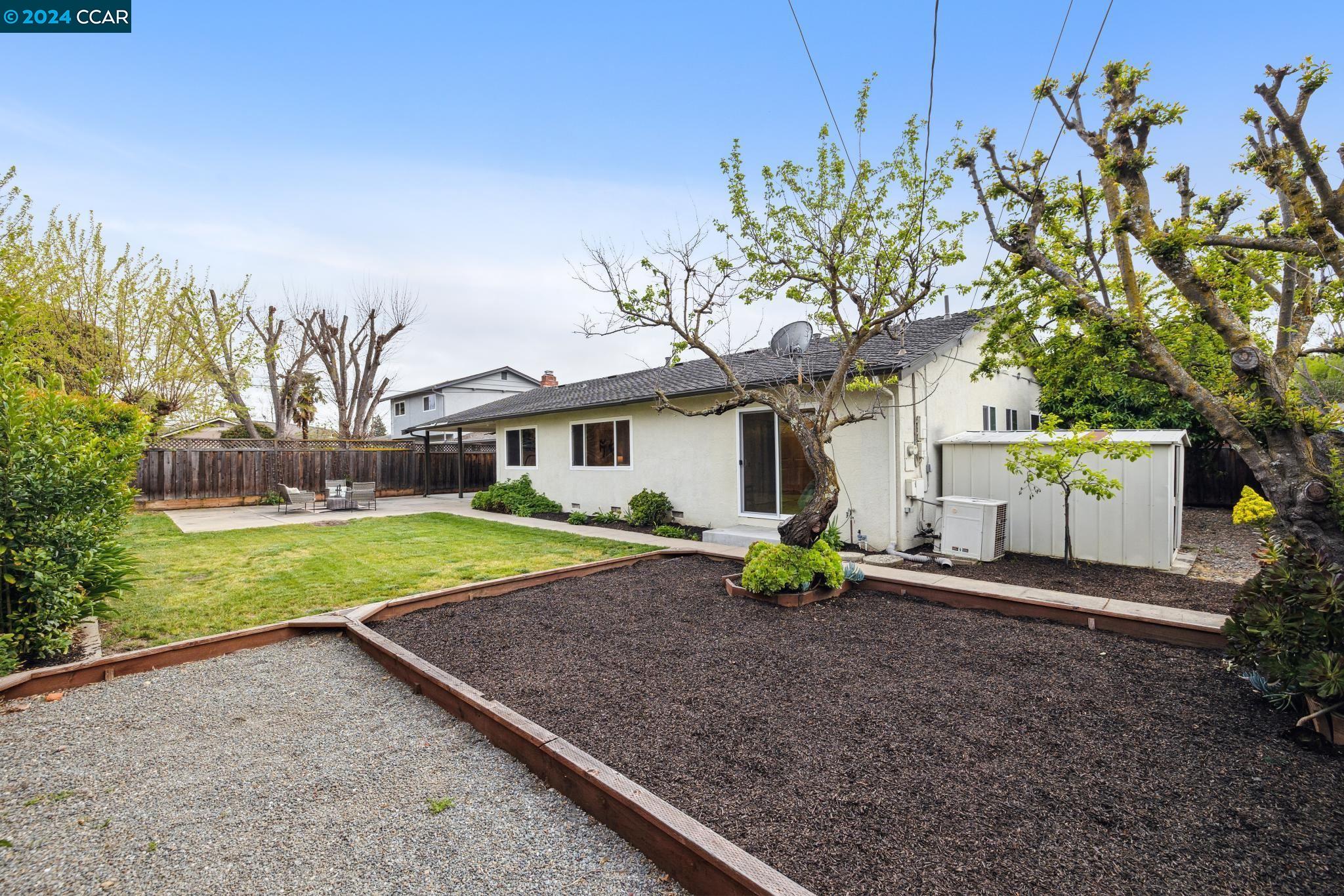 746 San Luis Ct
