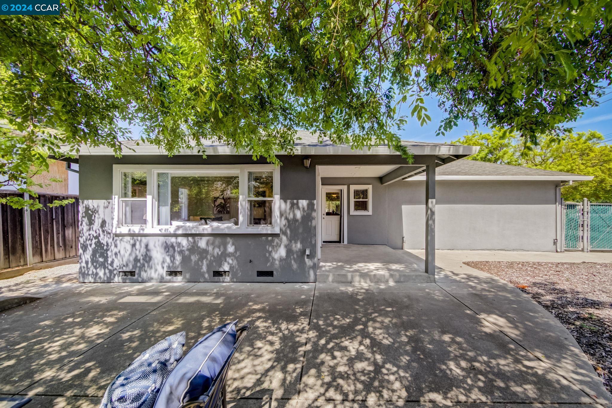 530 Walnut Ave