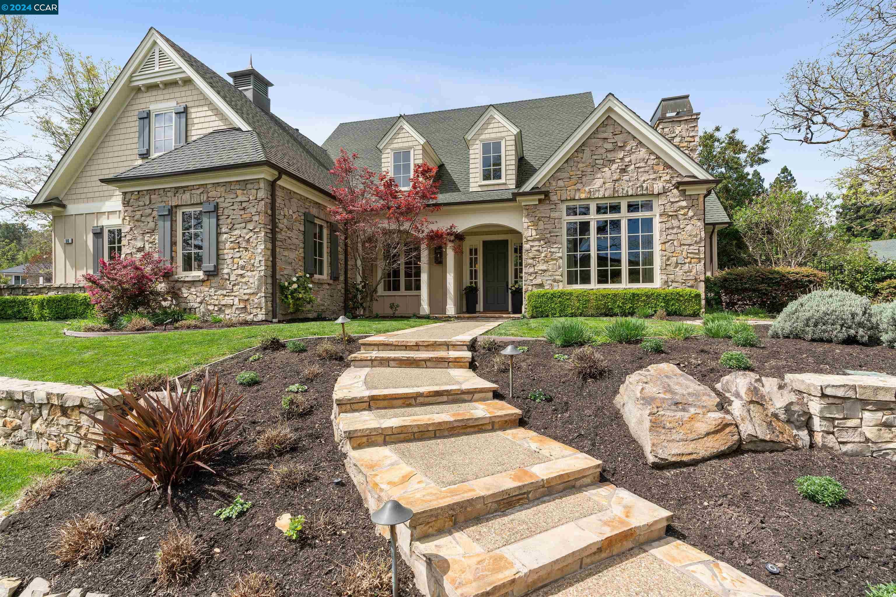 56 Hidden Oaks Dr