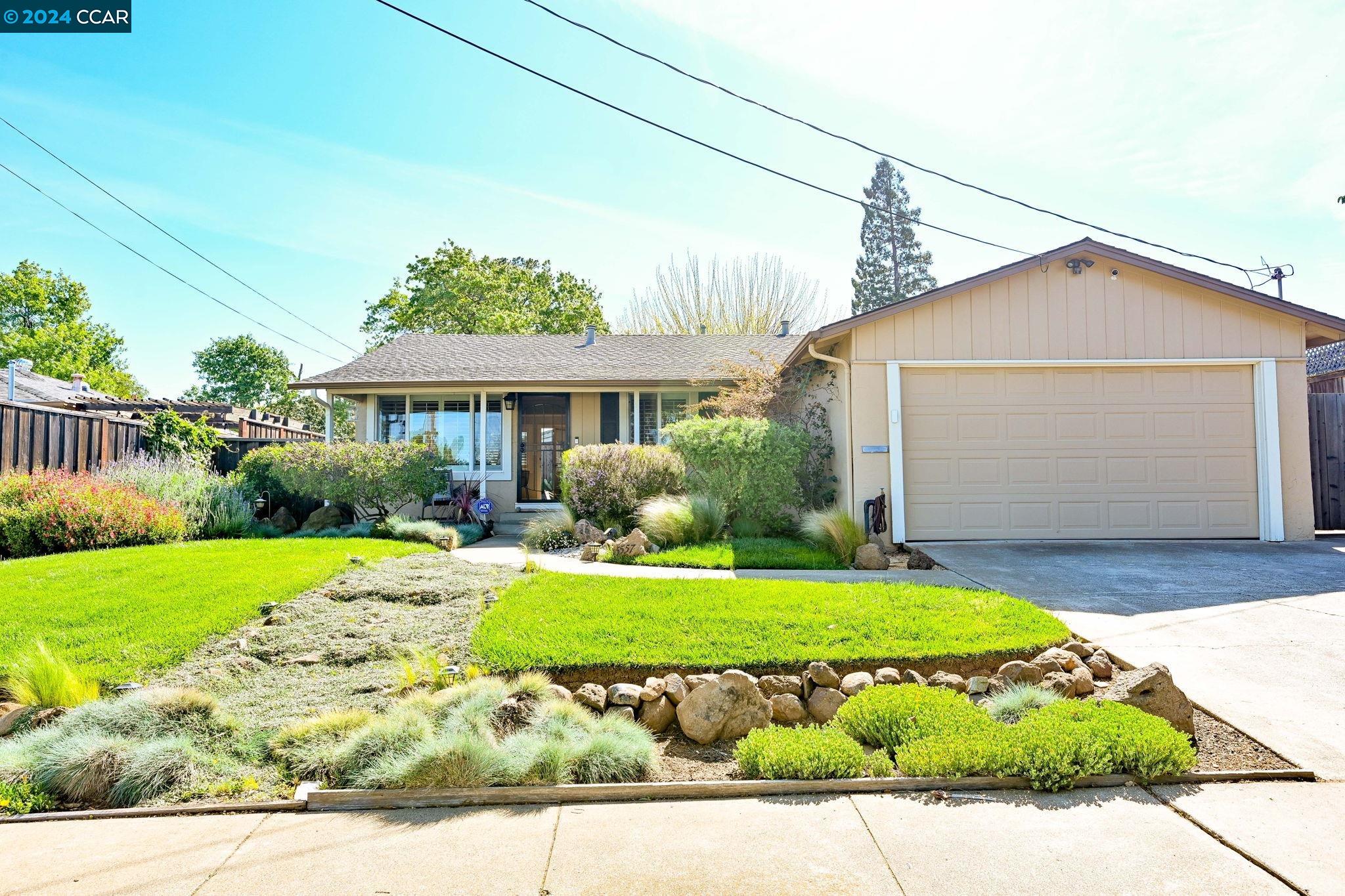 5557 Indiana Dr