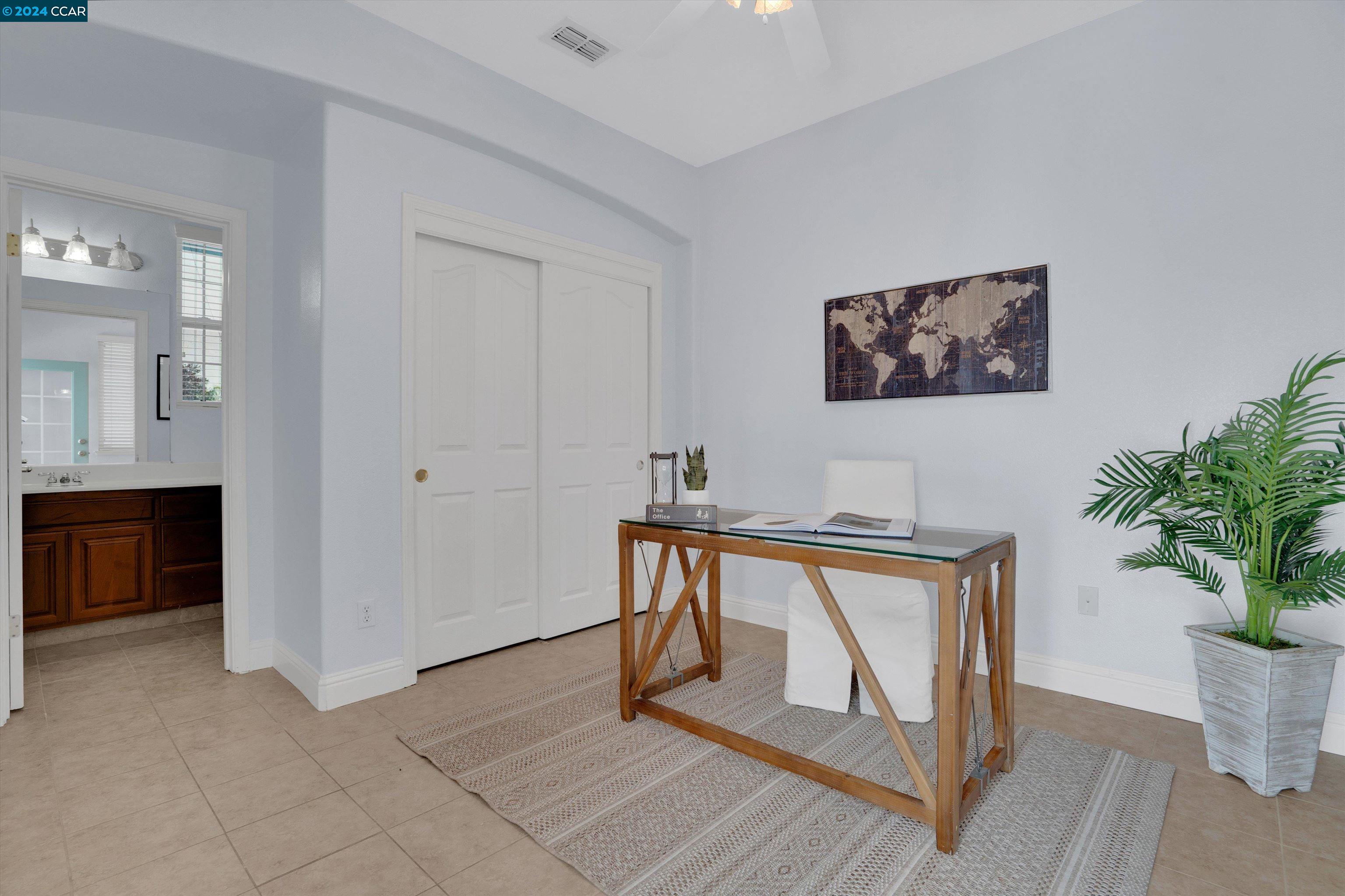 325 Foothill Dr