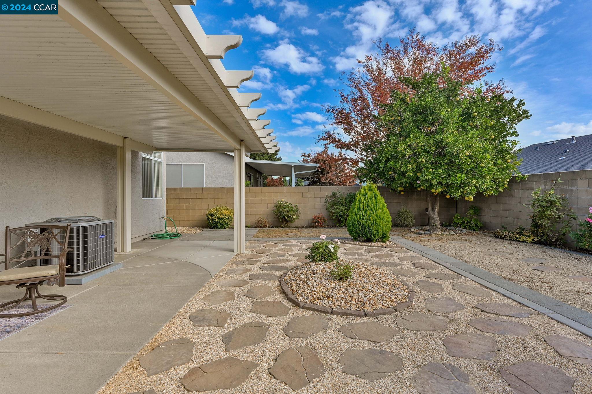 373 Bartlett Lane