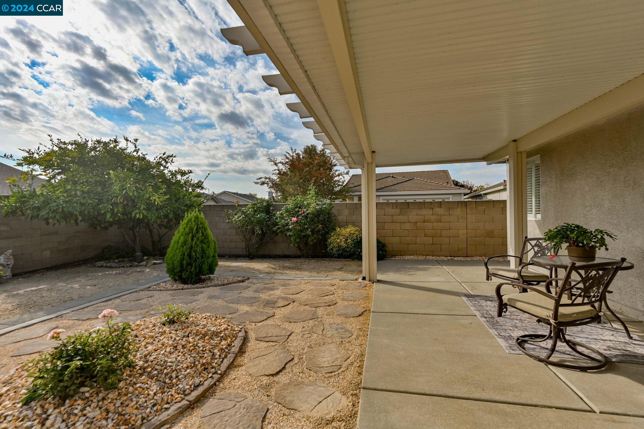 373 Bartlett Lane