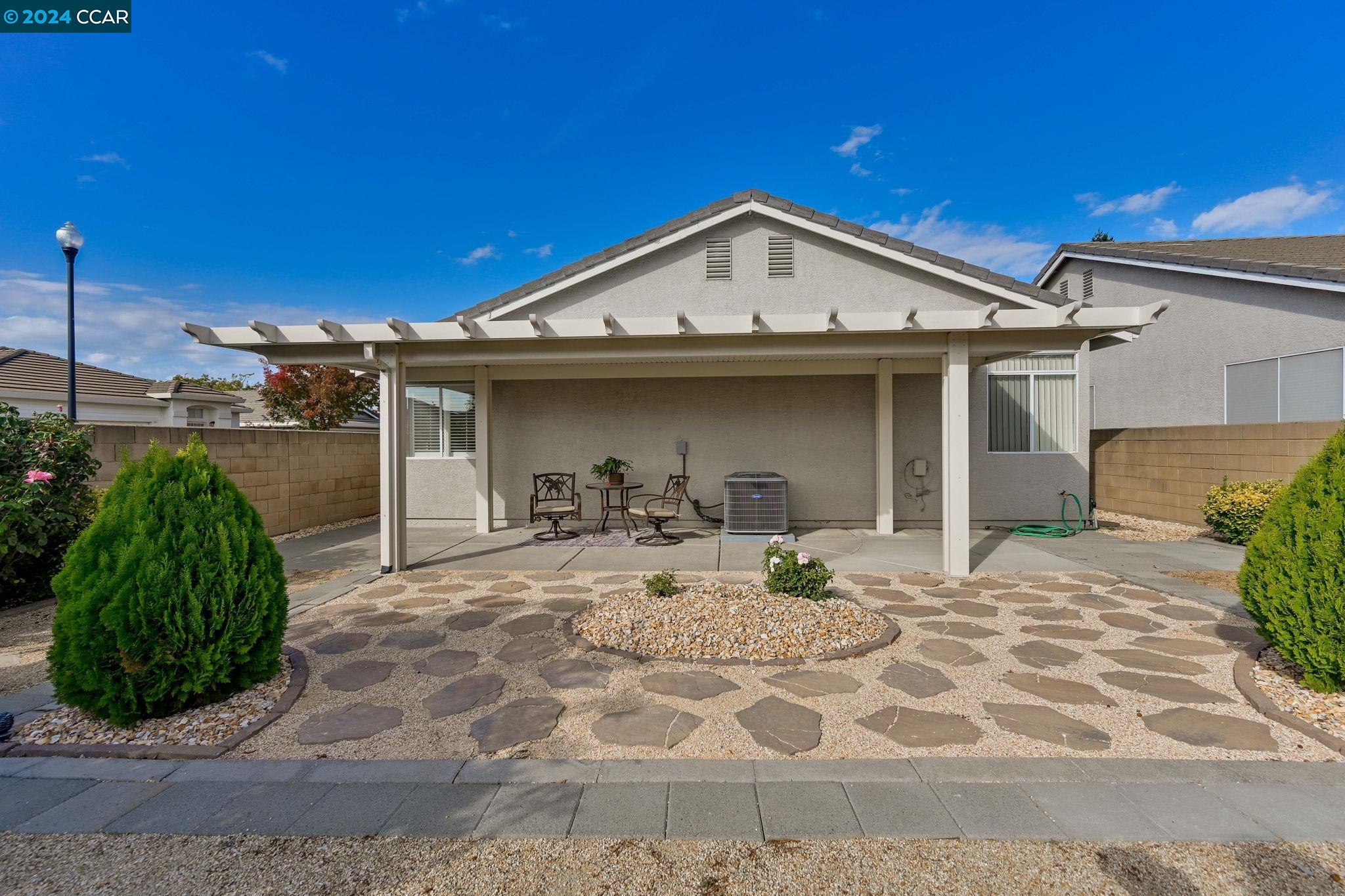 373 Bartlett Lane